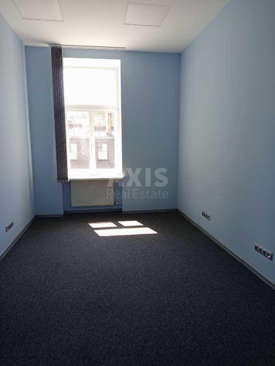 Office prov. Muzejnyj 4, 275m2574344