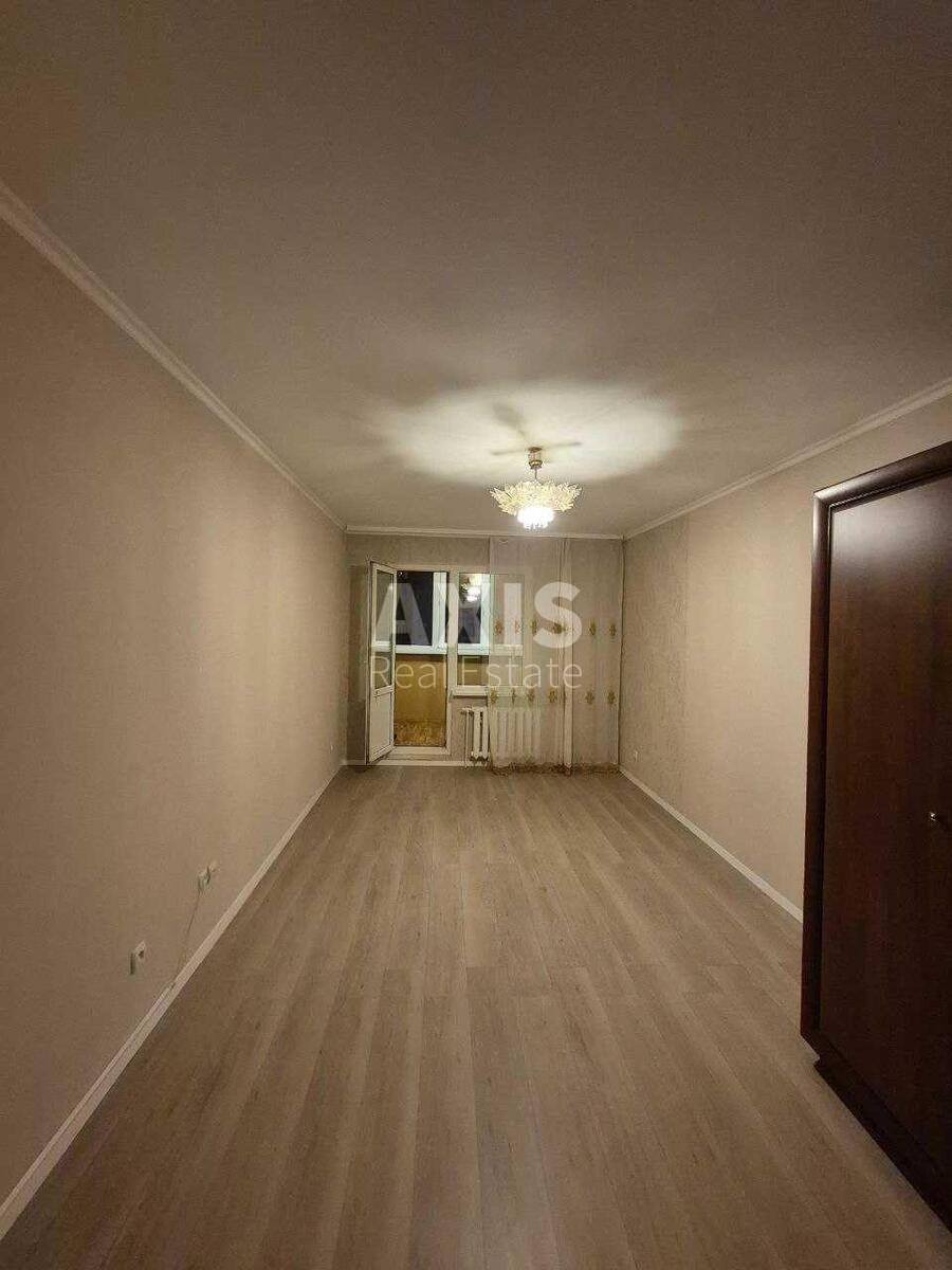3k apartment vul. Myloslavs'ka 4597755