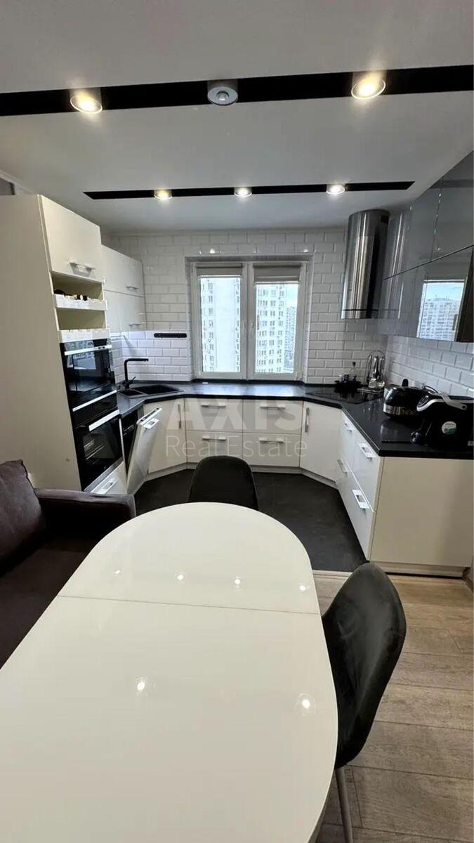 3к квартира ул. Чавдар Елизаветы 462002