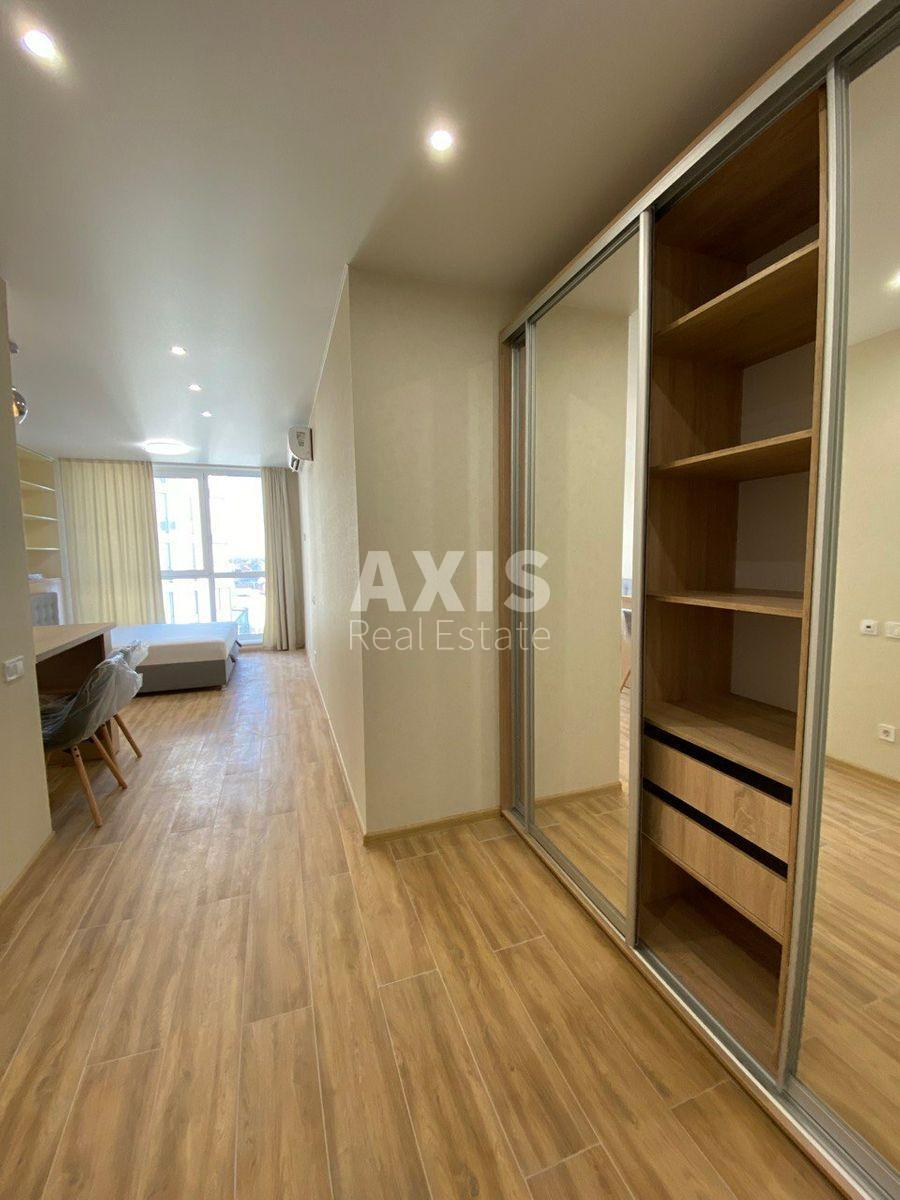 1k apartment vul. Central'na 19559196