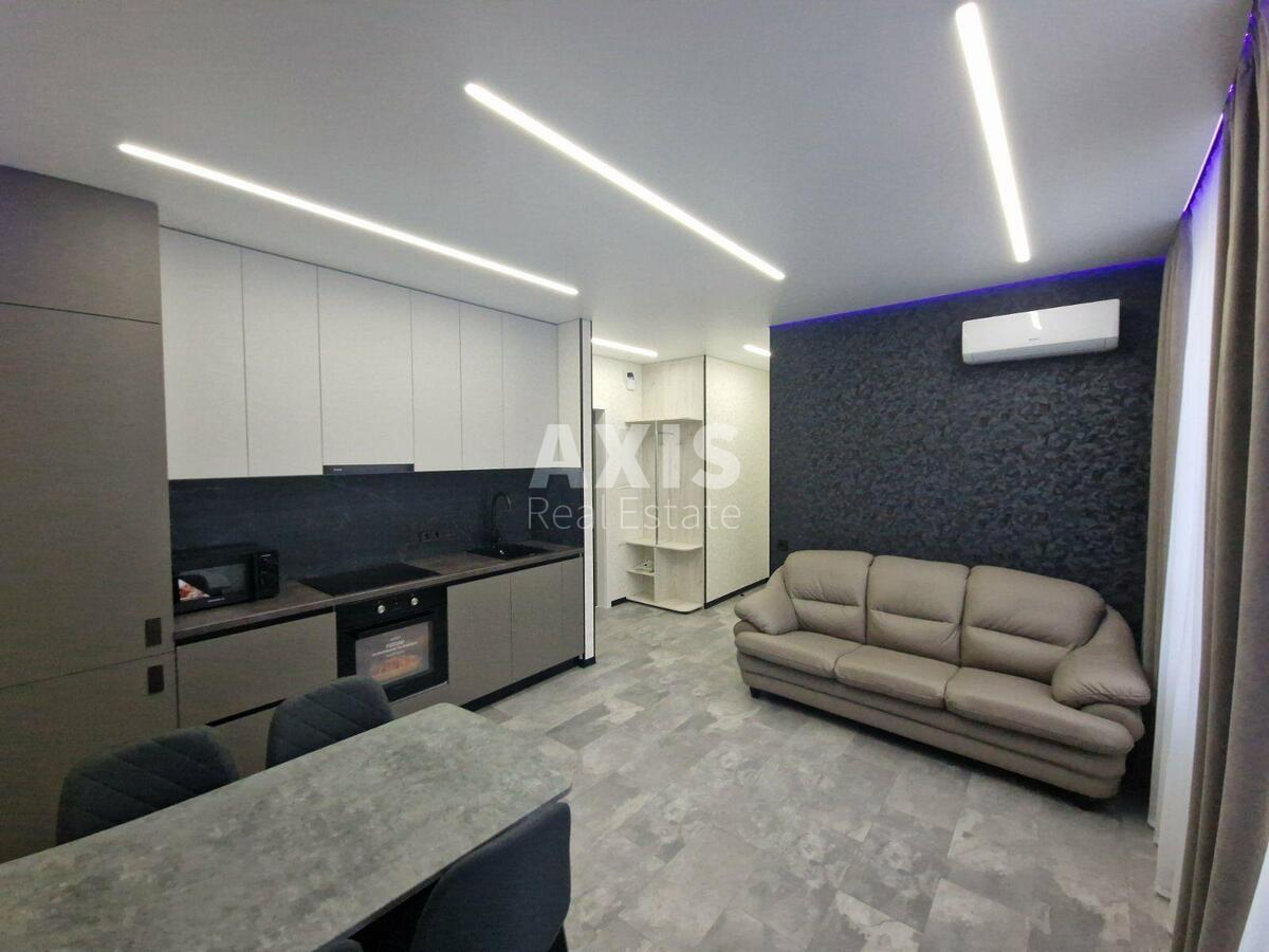 2к квартира бул. Рильського Тадея 5