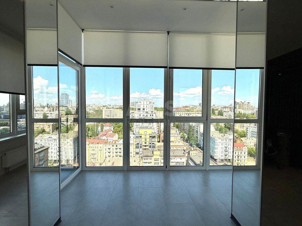 Office vul. Pan'kivs'ka 20/82, 140m25
