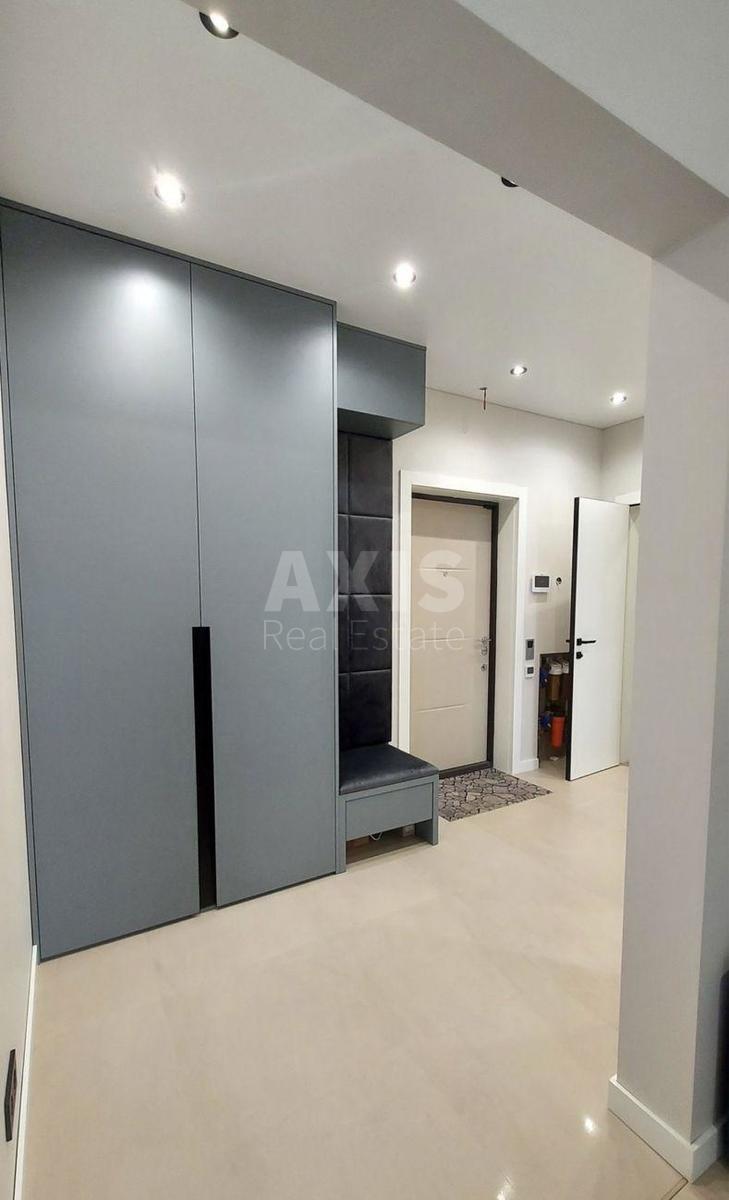 3k apartment vul. Myhajla Maksymovycha 3Г3