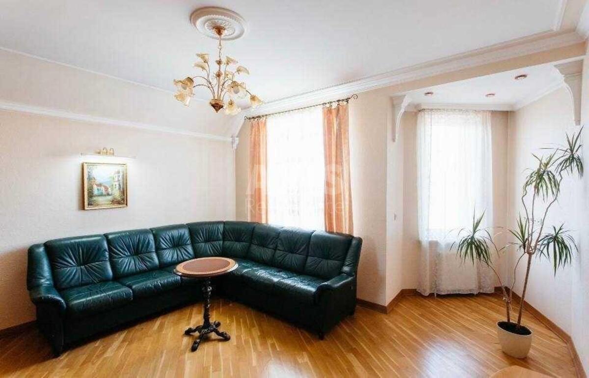 House vul. Patriotiv, 430m2, Kyiv city6037817