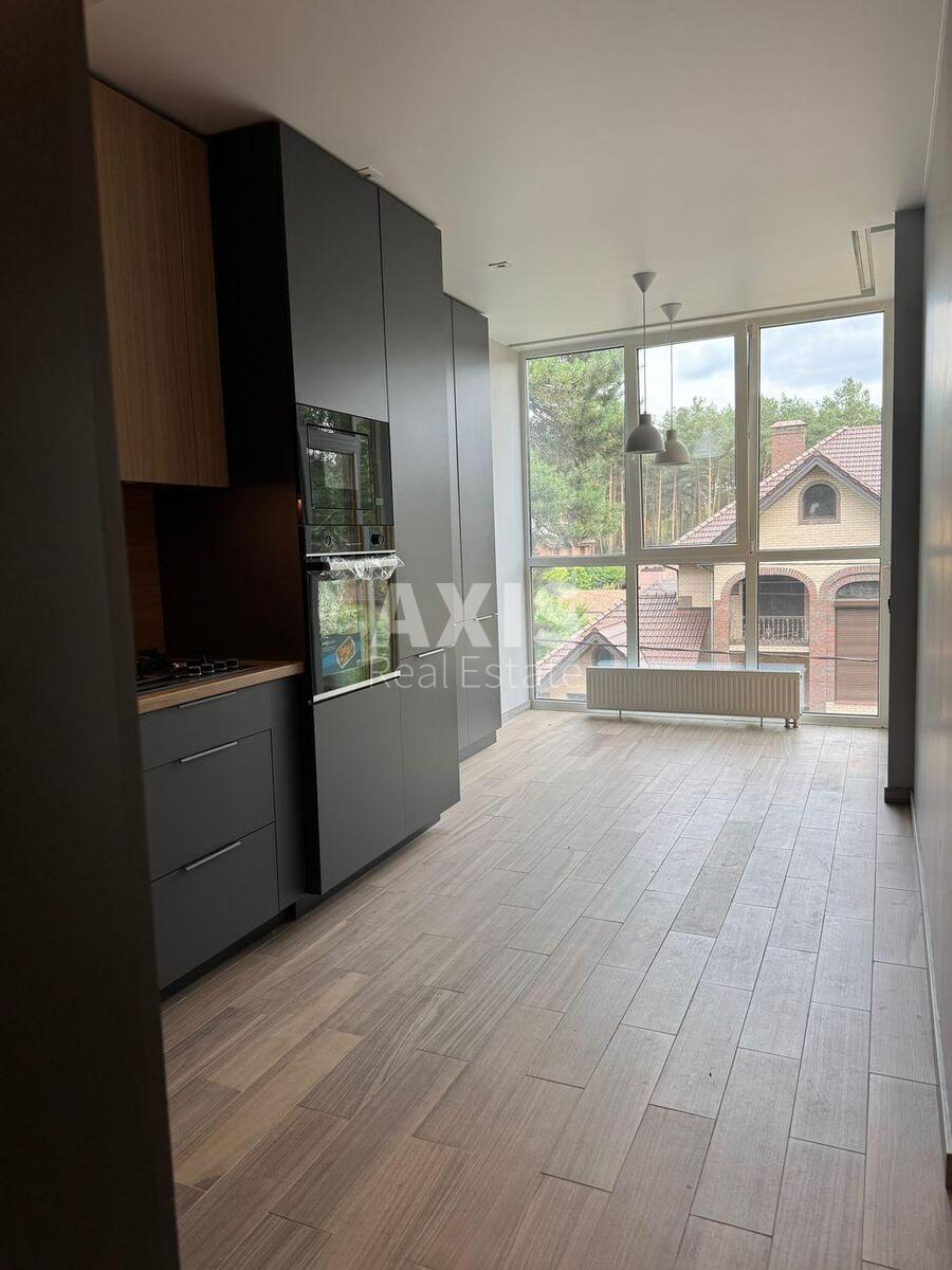 1k apartment vul. Radystiv 402