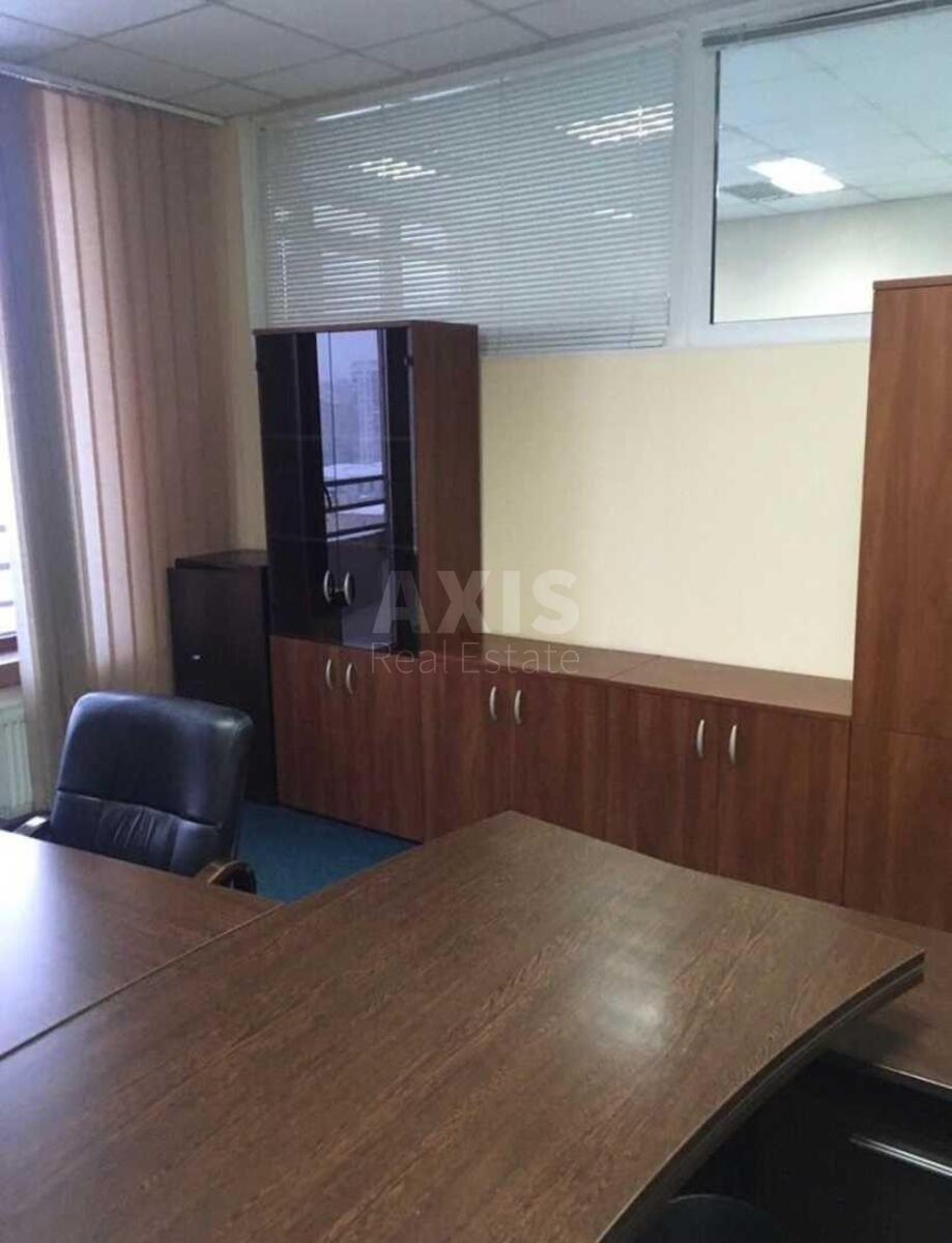 Офис ул. Жилянская 59, 65м26