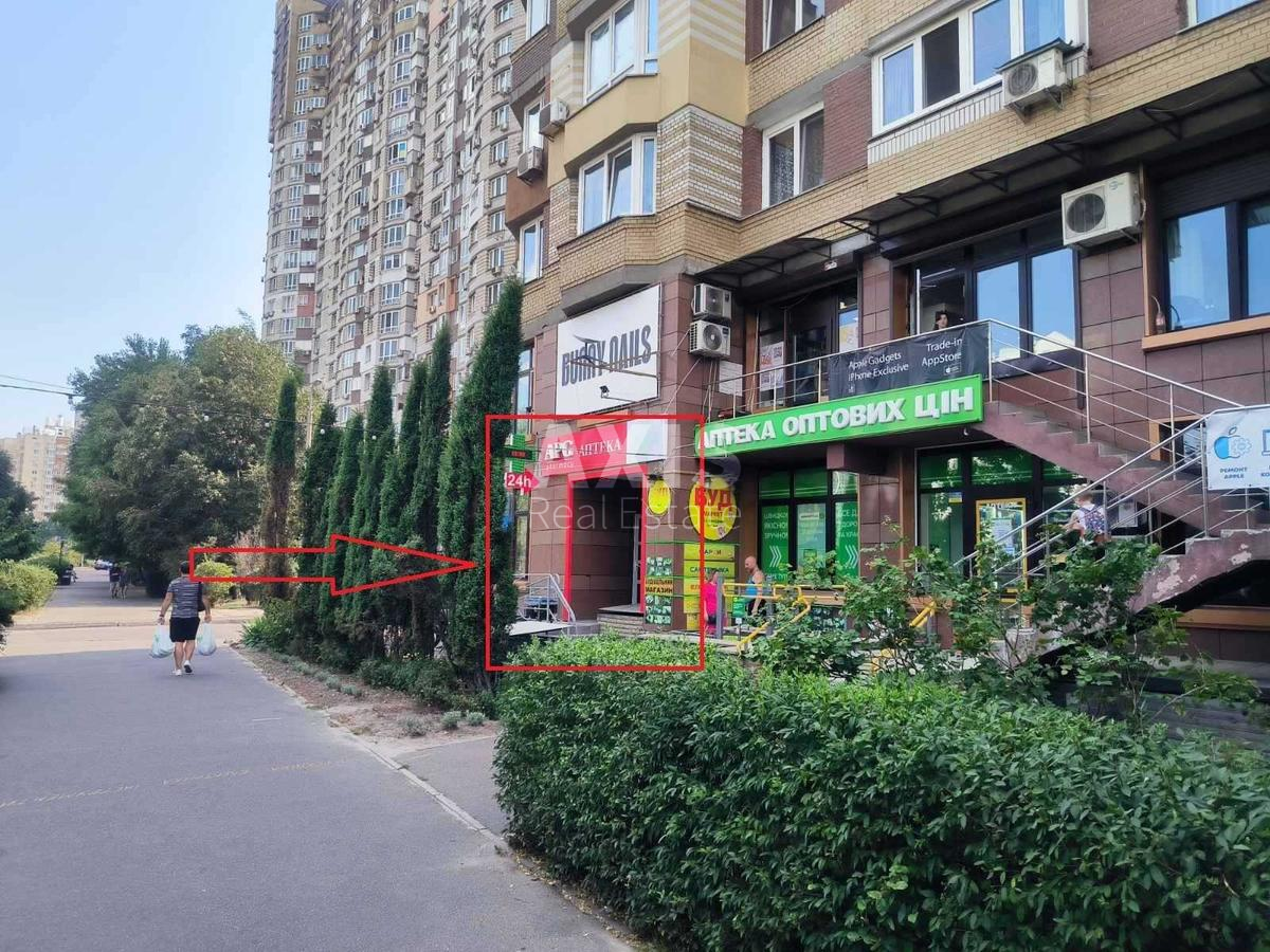 Office vul. Ahmatovoi' Anny 44, 120m2