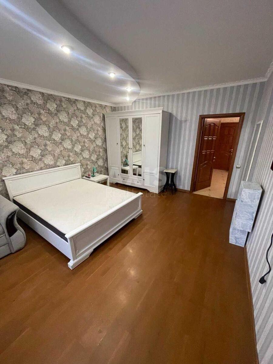 3k apartment vul. Golosii'vs'ka 13597083