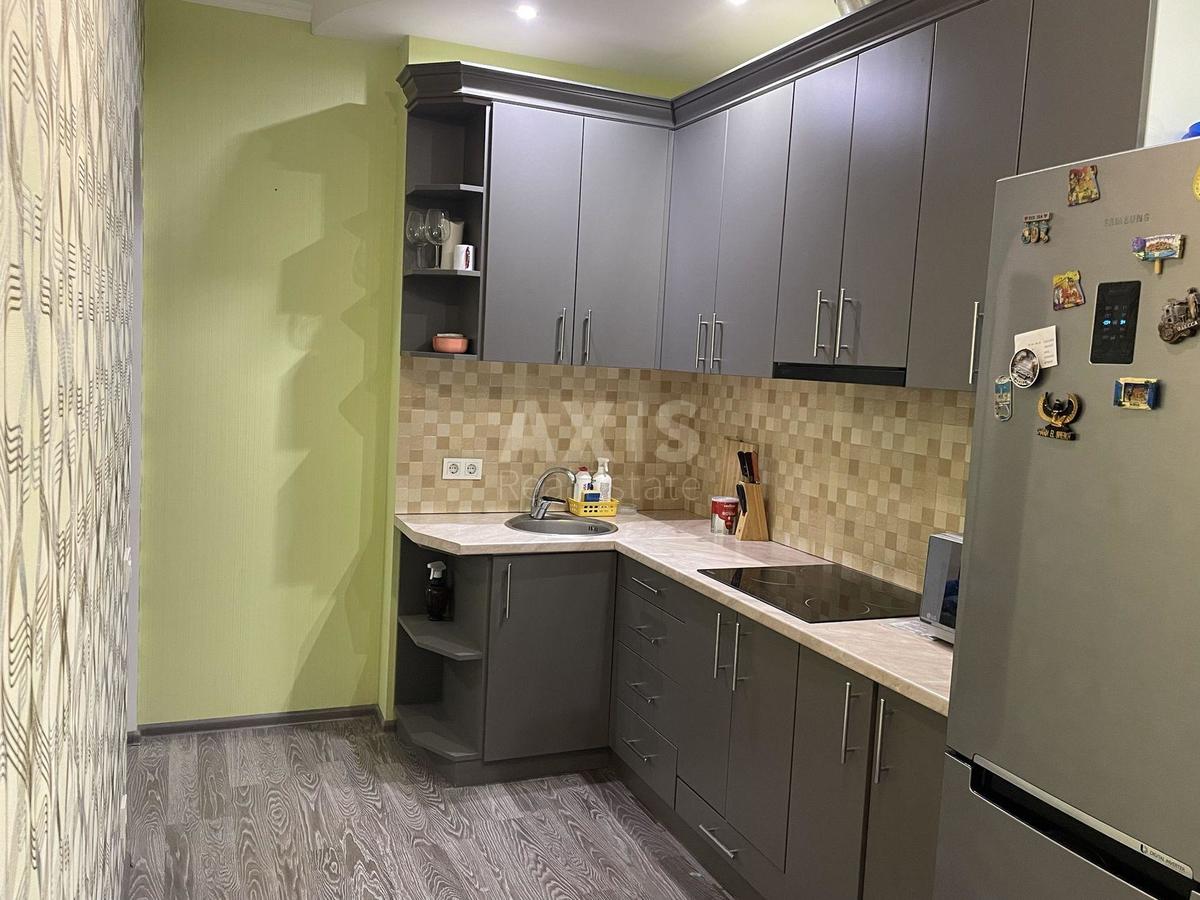 1k apartment vul. Svitla 30