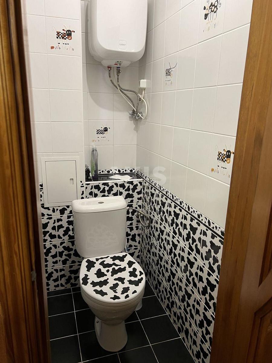 2k apartment vul. Mykil's'ko-Slobids'ka 2Б9