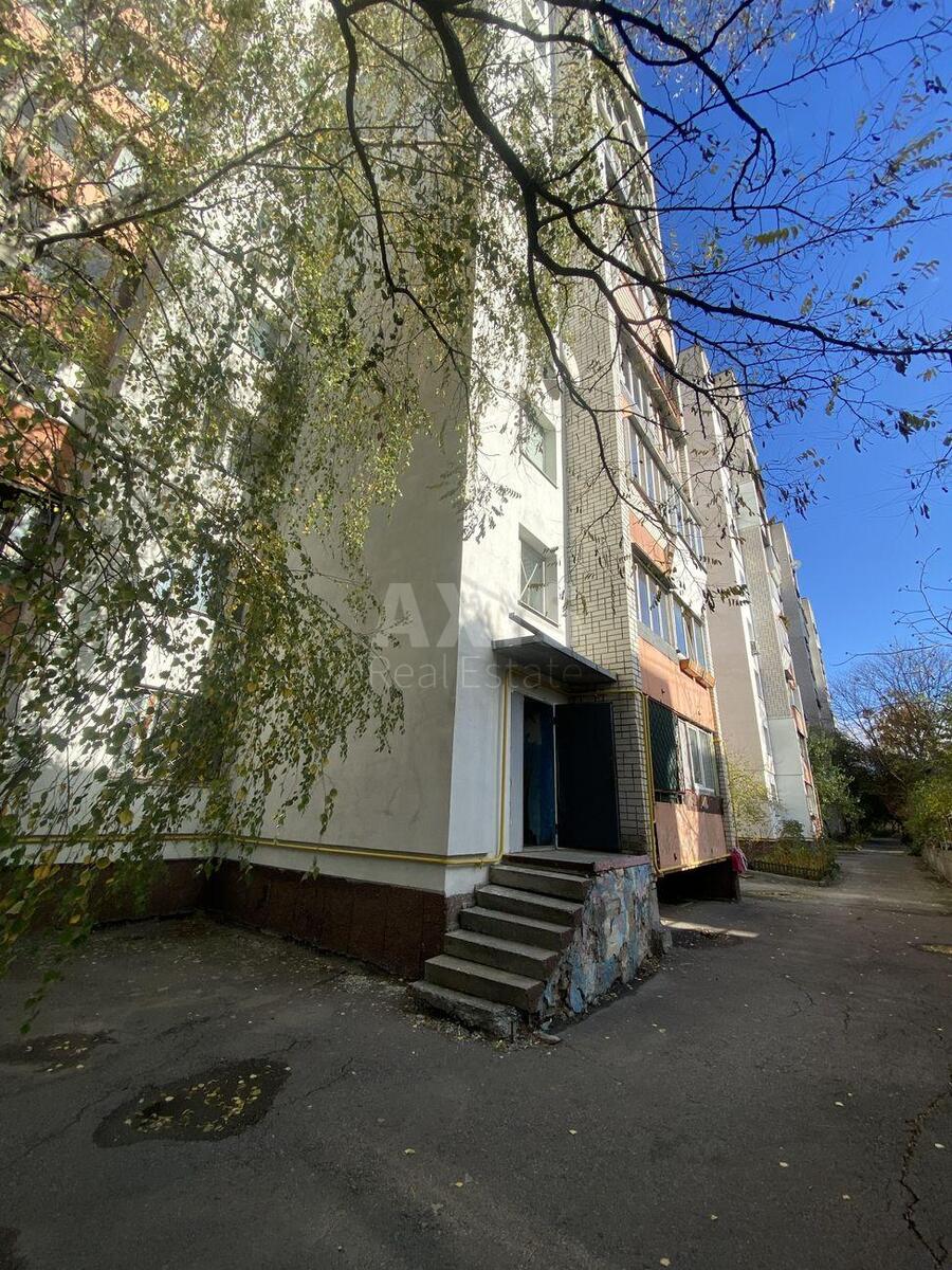 2к квартира вул. Захарівська 10