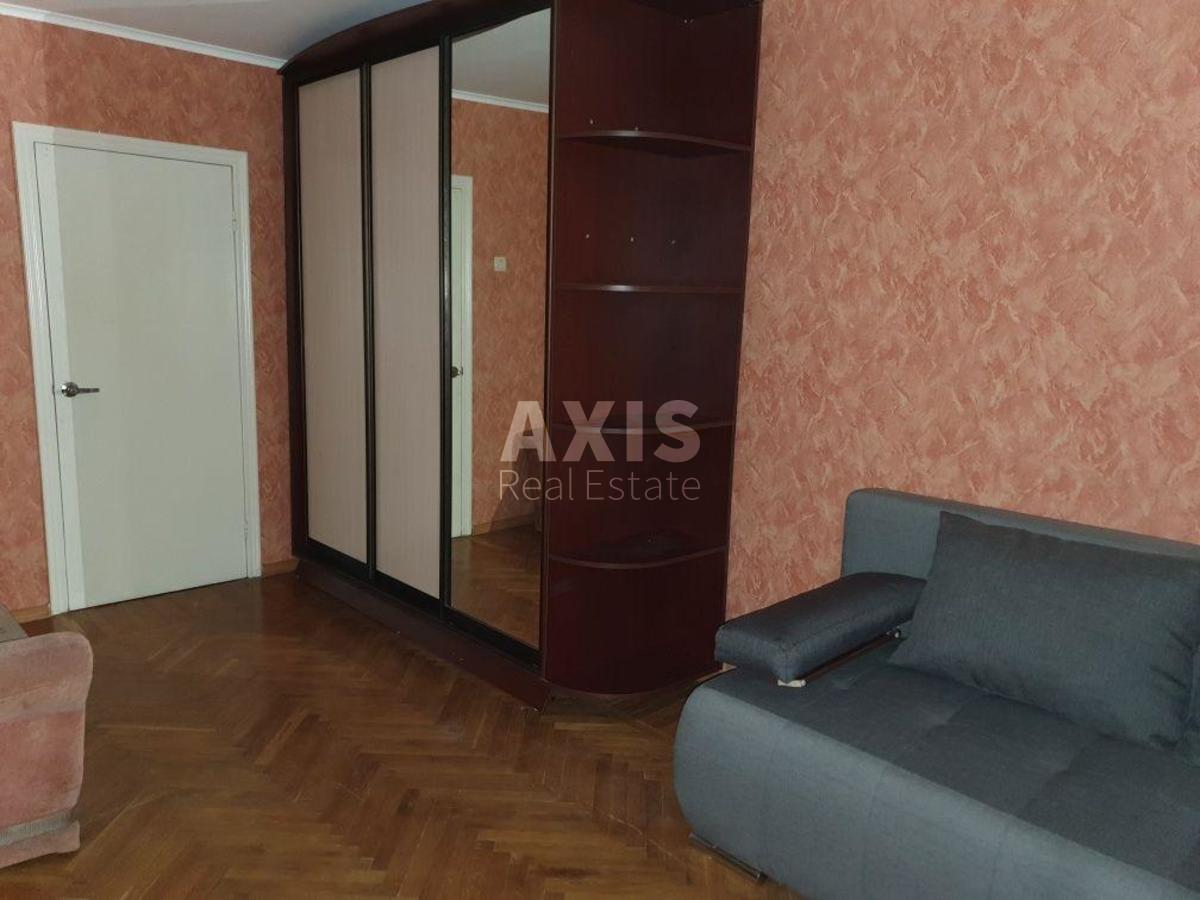 2k apartment vul. Zodchyh 300