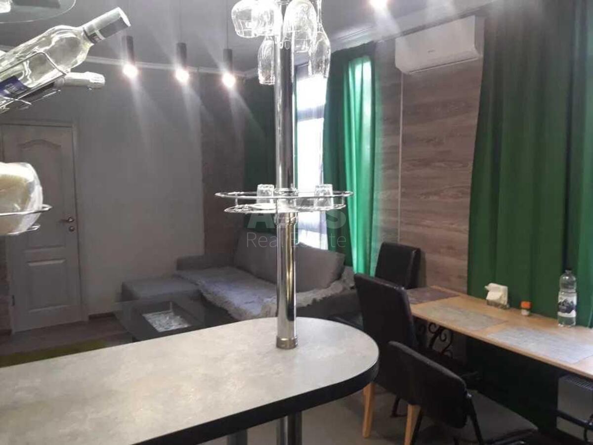 2k apartment pr-t Komarova Kosmonavta 11563942