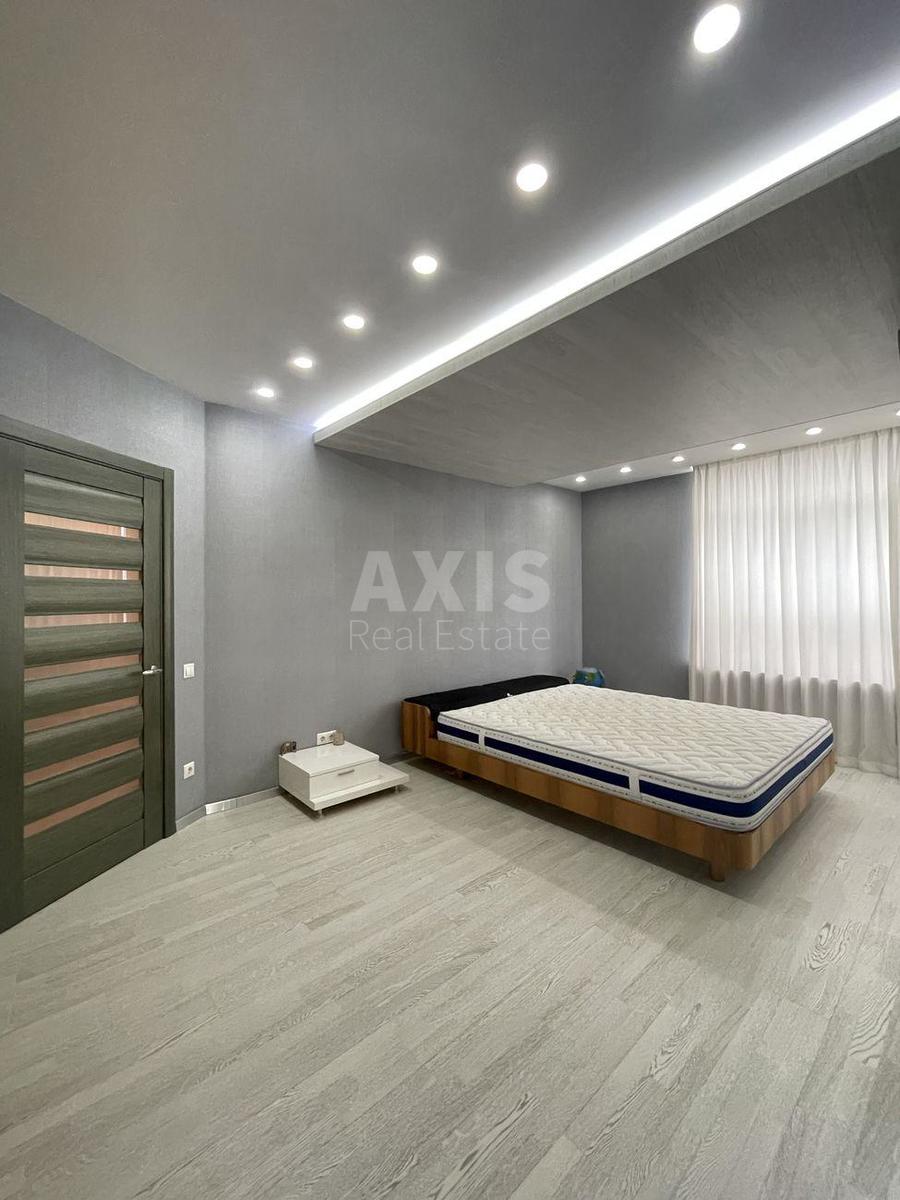 1k apartment pr-t Lobanovs'kogo 43