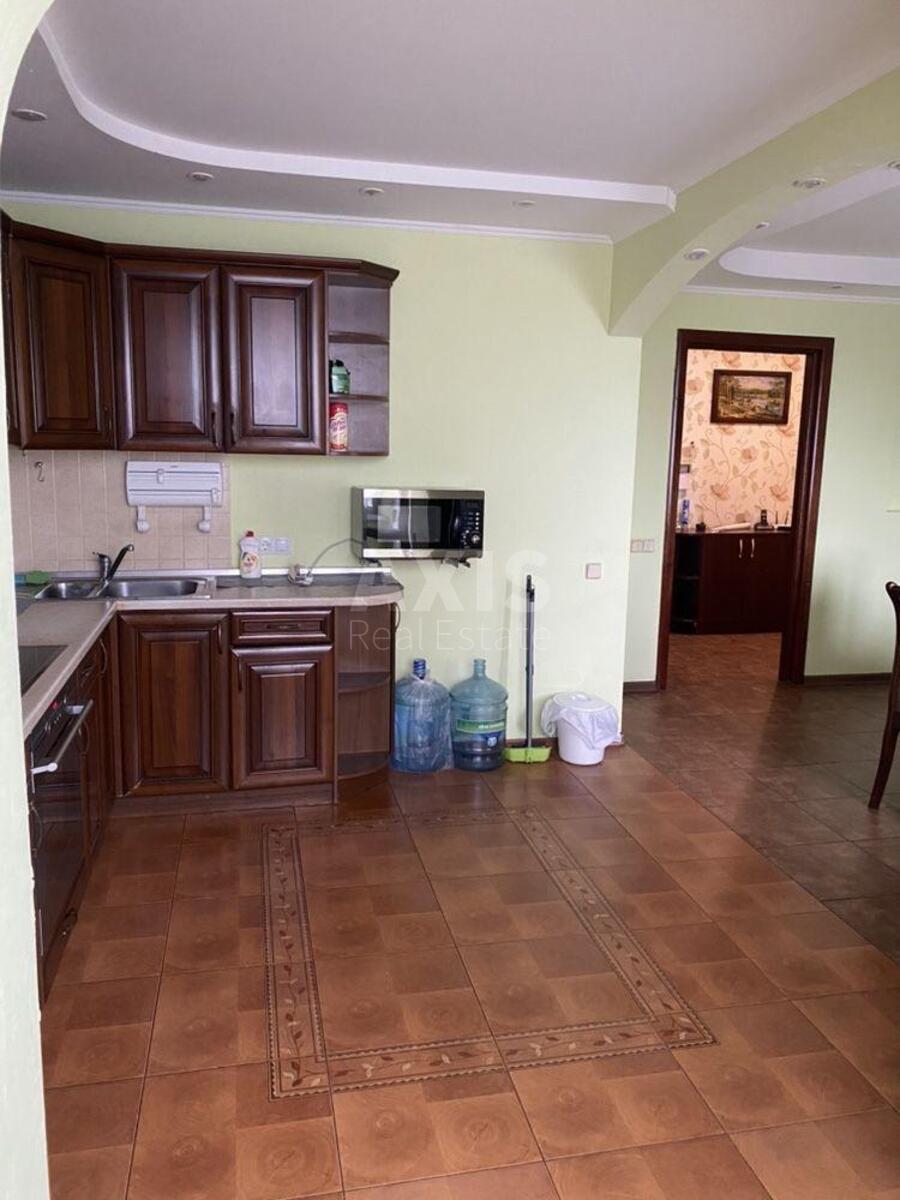 3k apartment vul. Obolons'ka naberezhna 125
