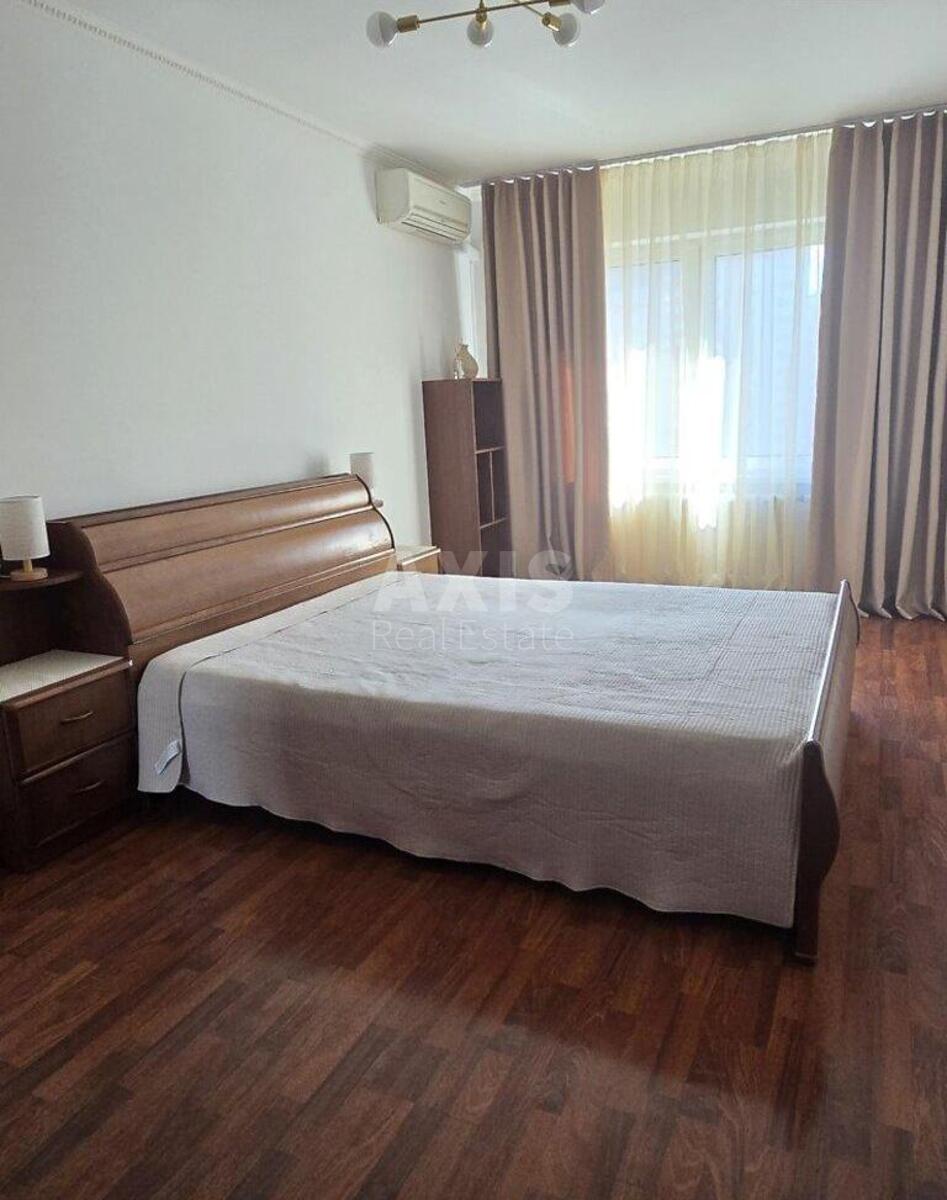 3k apartment vul. Urlivs'ka 19580733