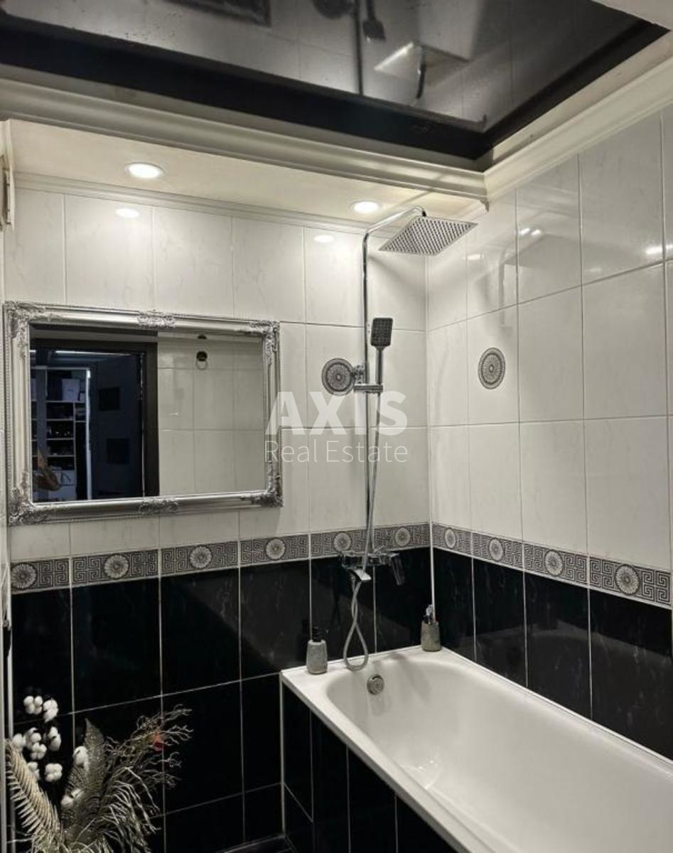 2k apartment vul. Bereznjakivs'ka 122