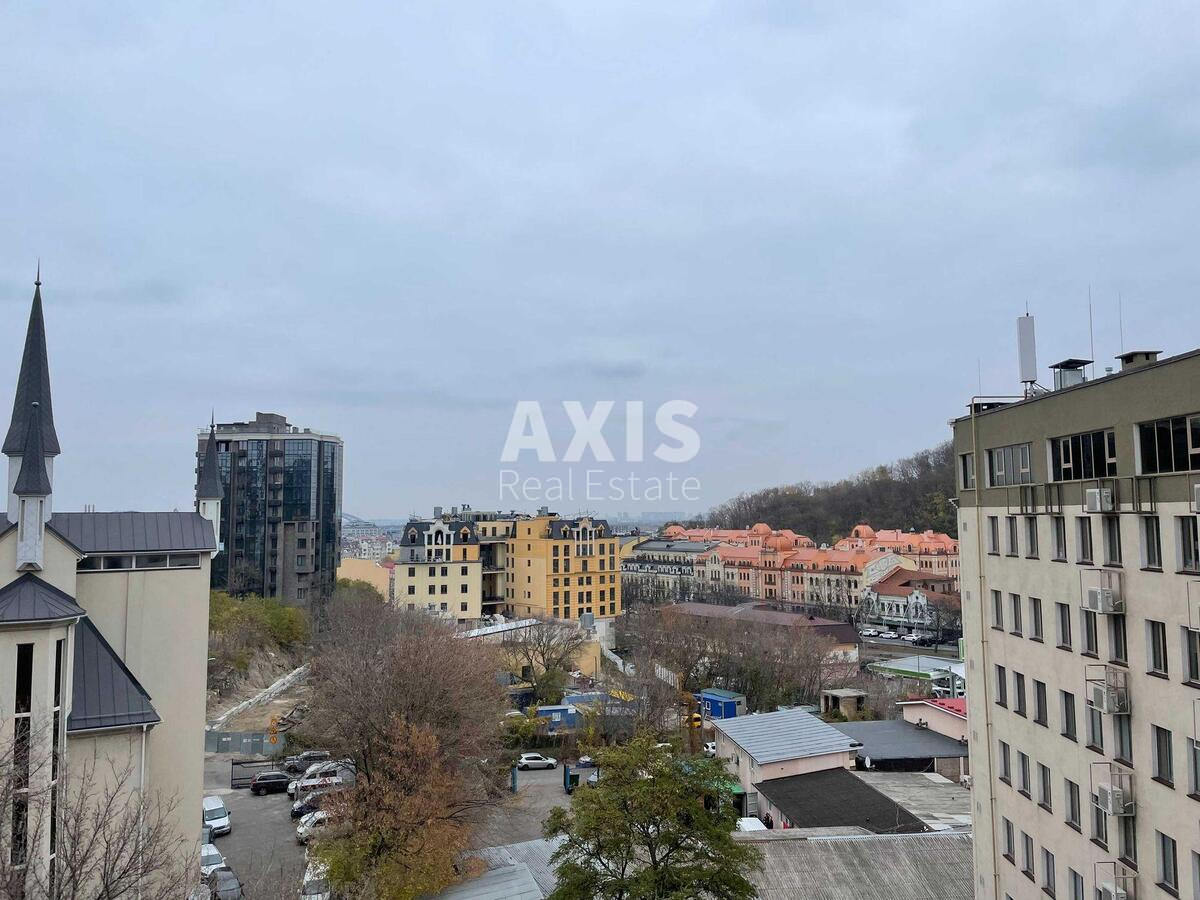 3k apartment vul. Glybochyc'ka 73