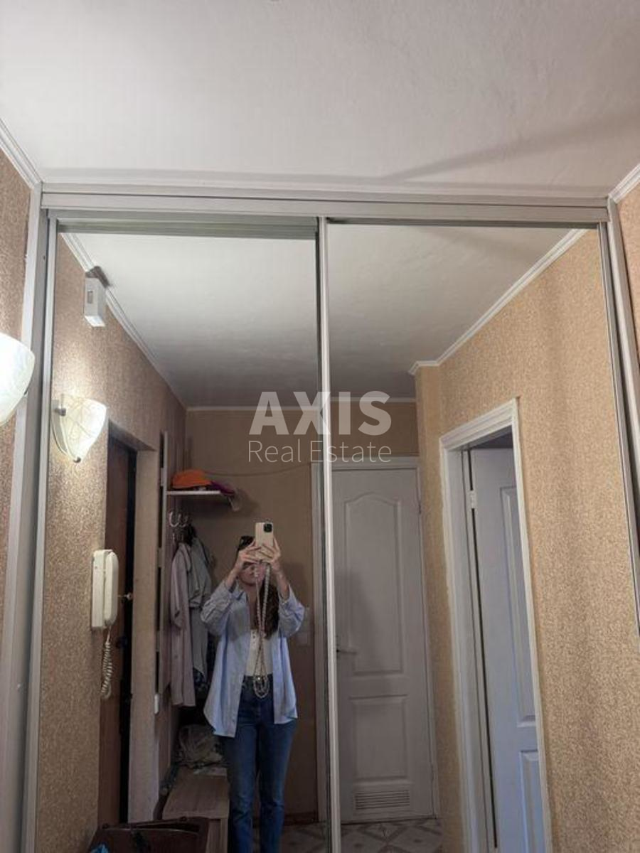 1k apartment pr-t Obolons'kyj 18а2
