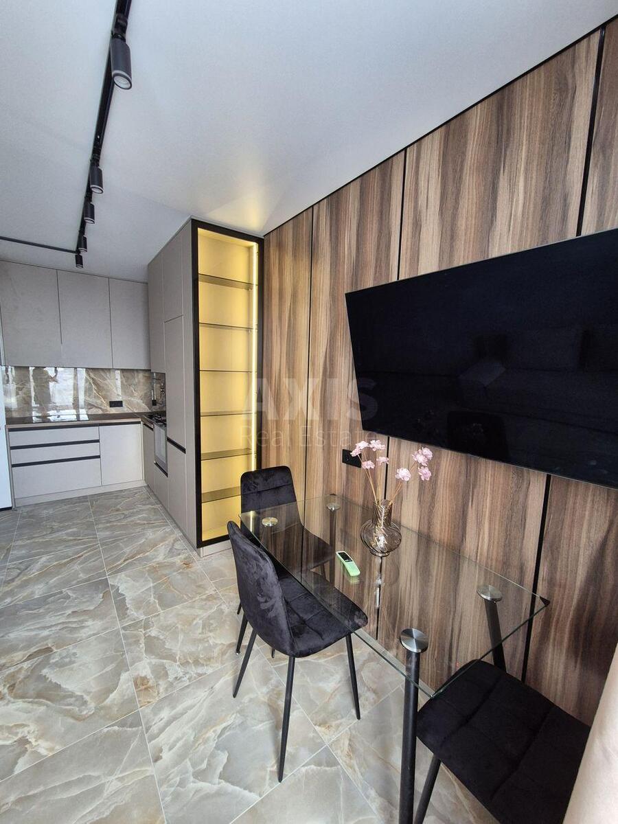 1k apartment vul. Rodyny Kristeriv 20577381