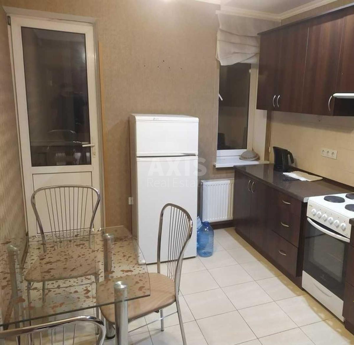 1k apartment vul. Naumova Generala 1Б