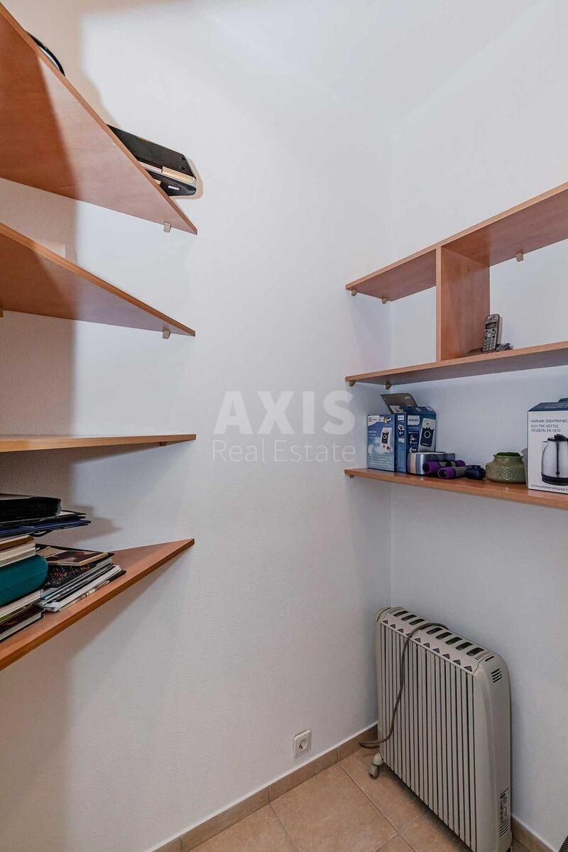 4k apartment vul. Pavlivs'ka 1813