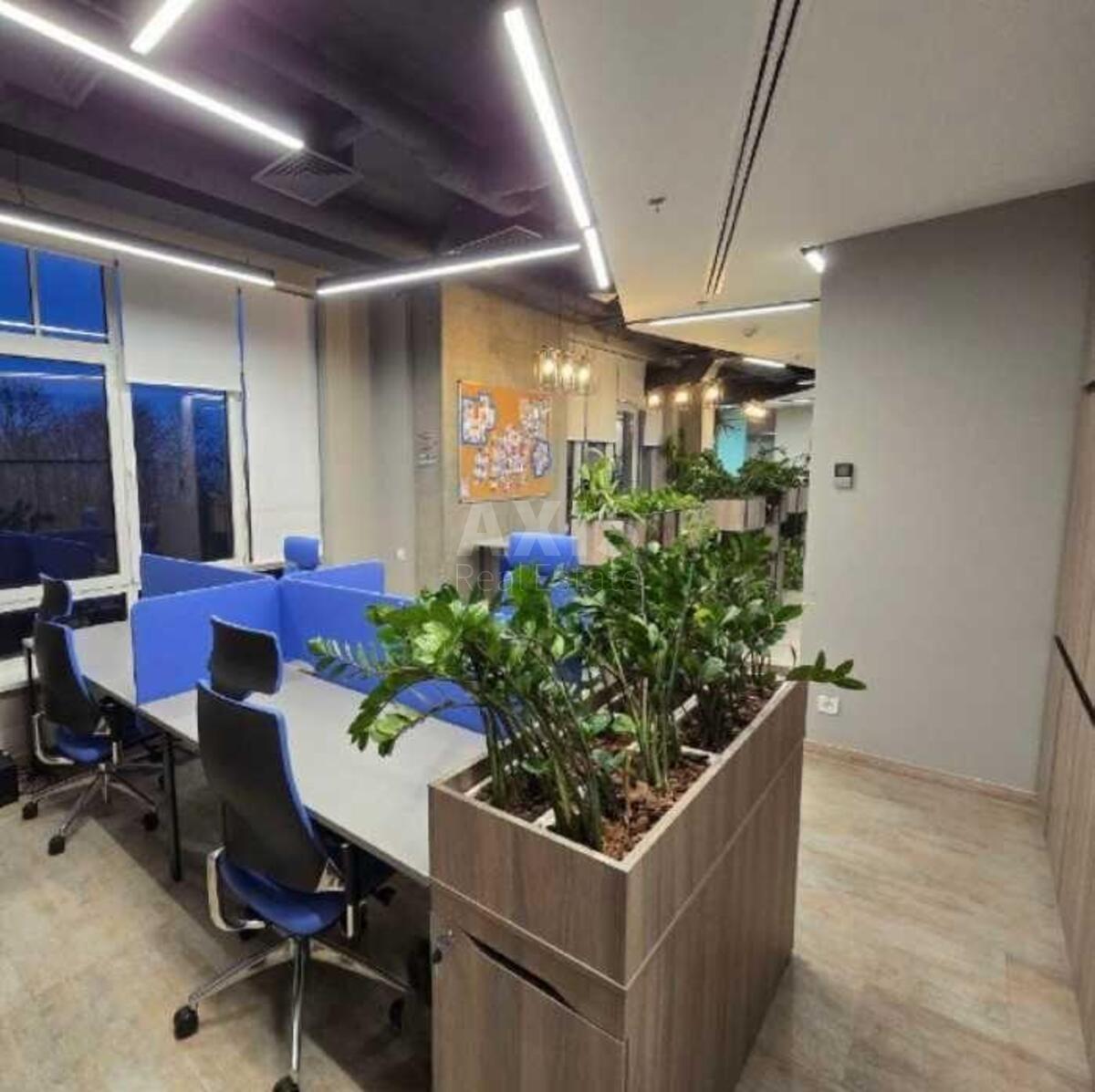 Office vul. Grushevs'kogo Myhajla 9В, 500m22