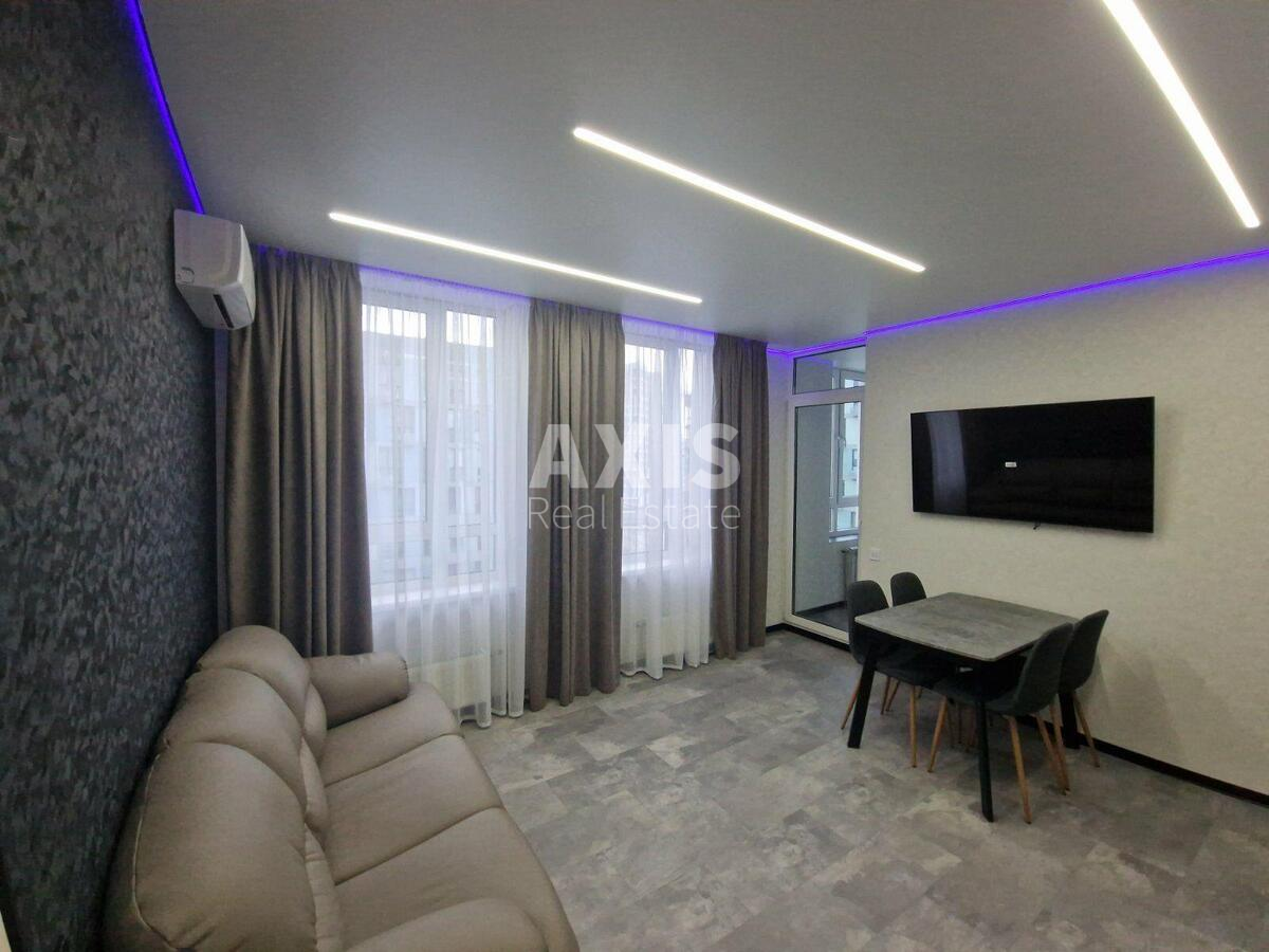 2к квартира бул. Рыльского Тадея 50