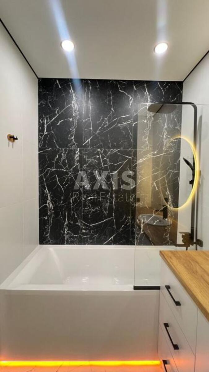 1k apartment vul. Rodyny Kristeriv 166