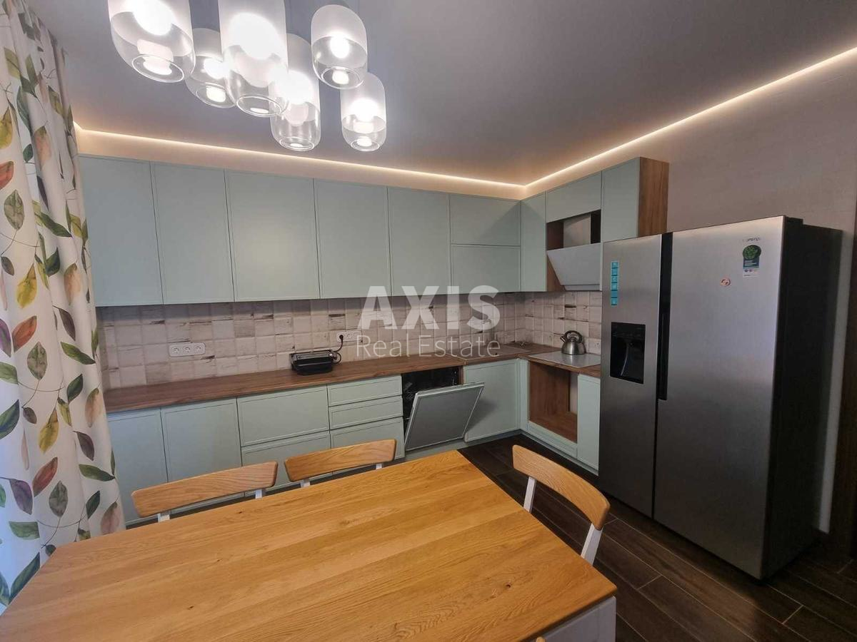 4k apartment pr-t Peremogy 670