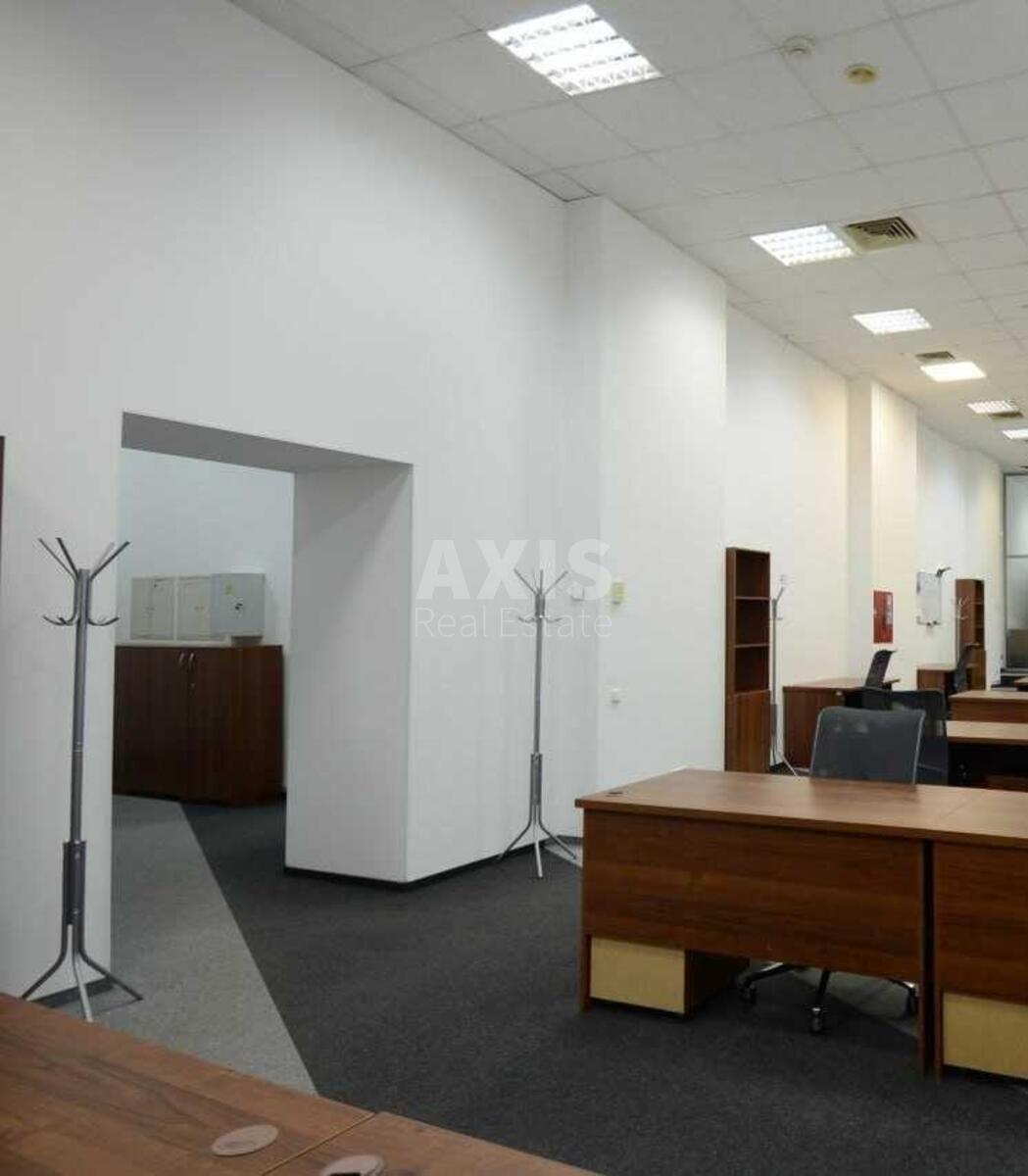 Office vul. Bul'varno-Kudrjavs'ka 22/24, 783m22