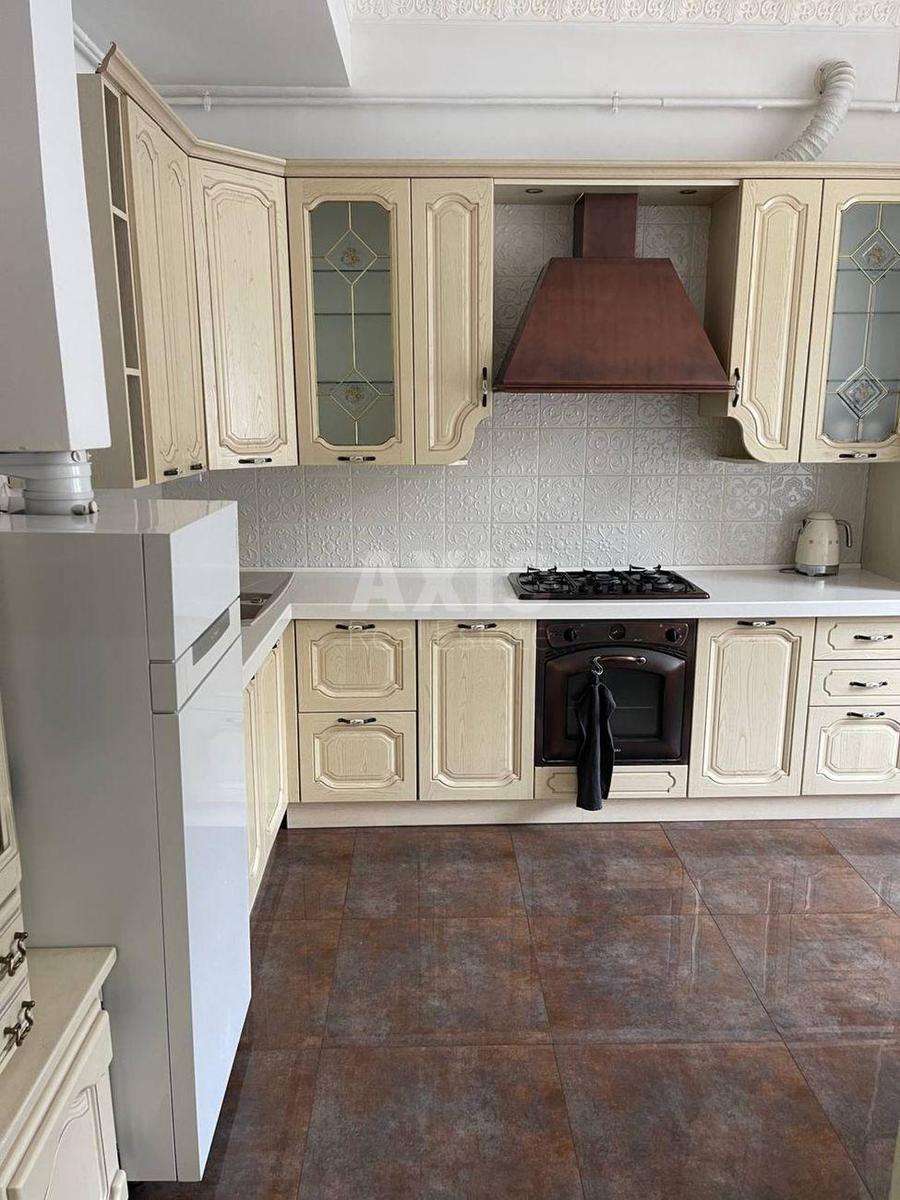 3k apartment vul. Spas'ka 35