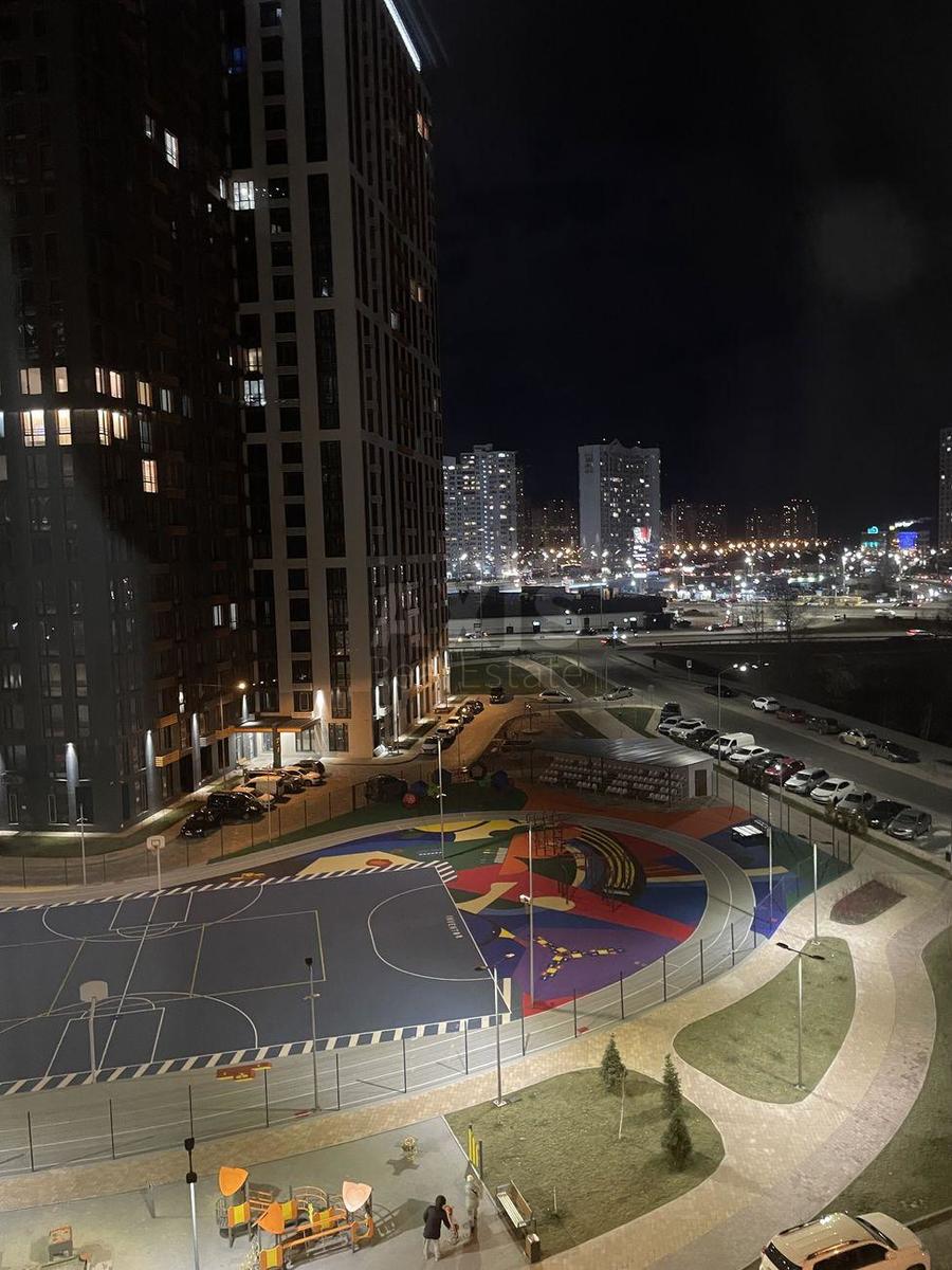 1k apartment nab. Dniprovs'ka 189