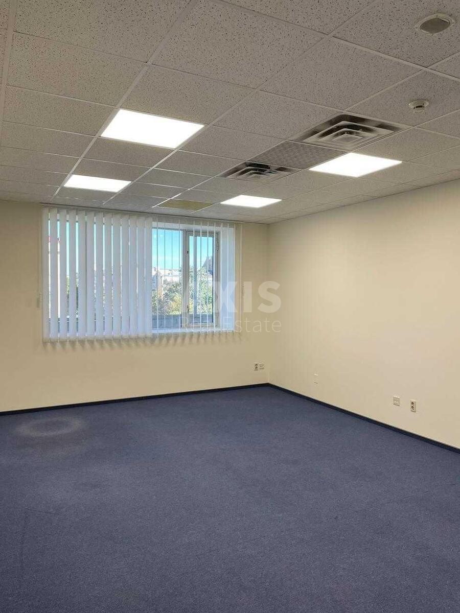 Office vul. Shovkovychna 42/44, 130m27