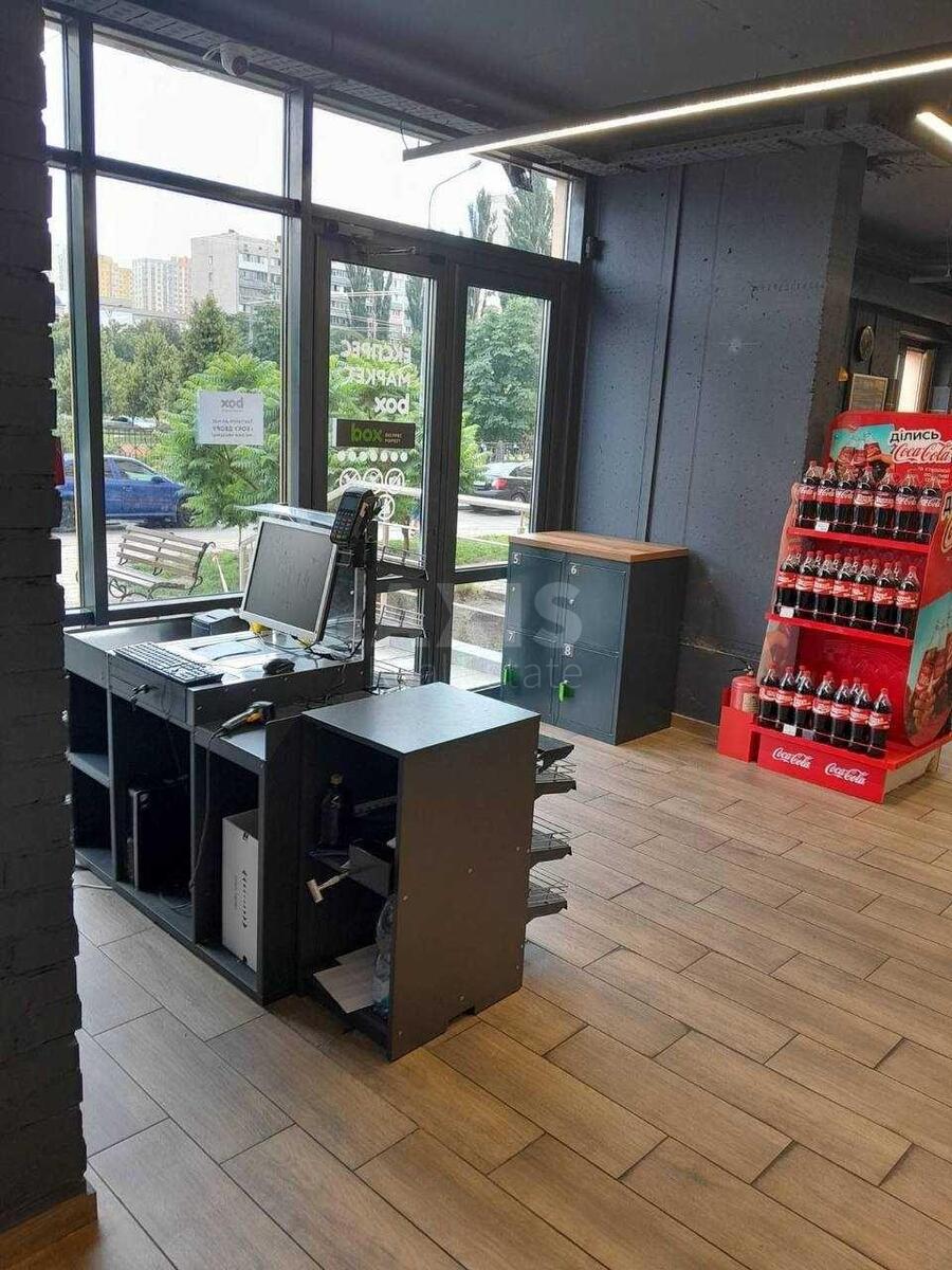 Trade object vul. Kondratjuka Jurija 5, 50m21
