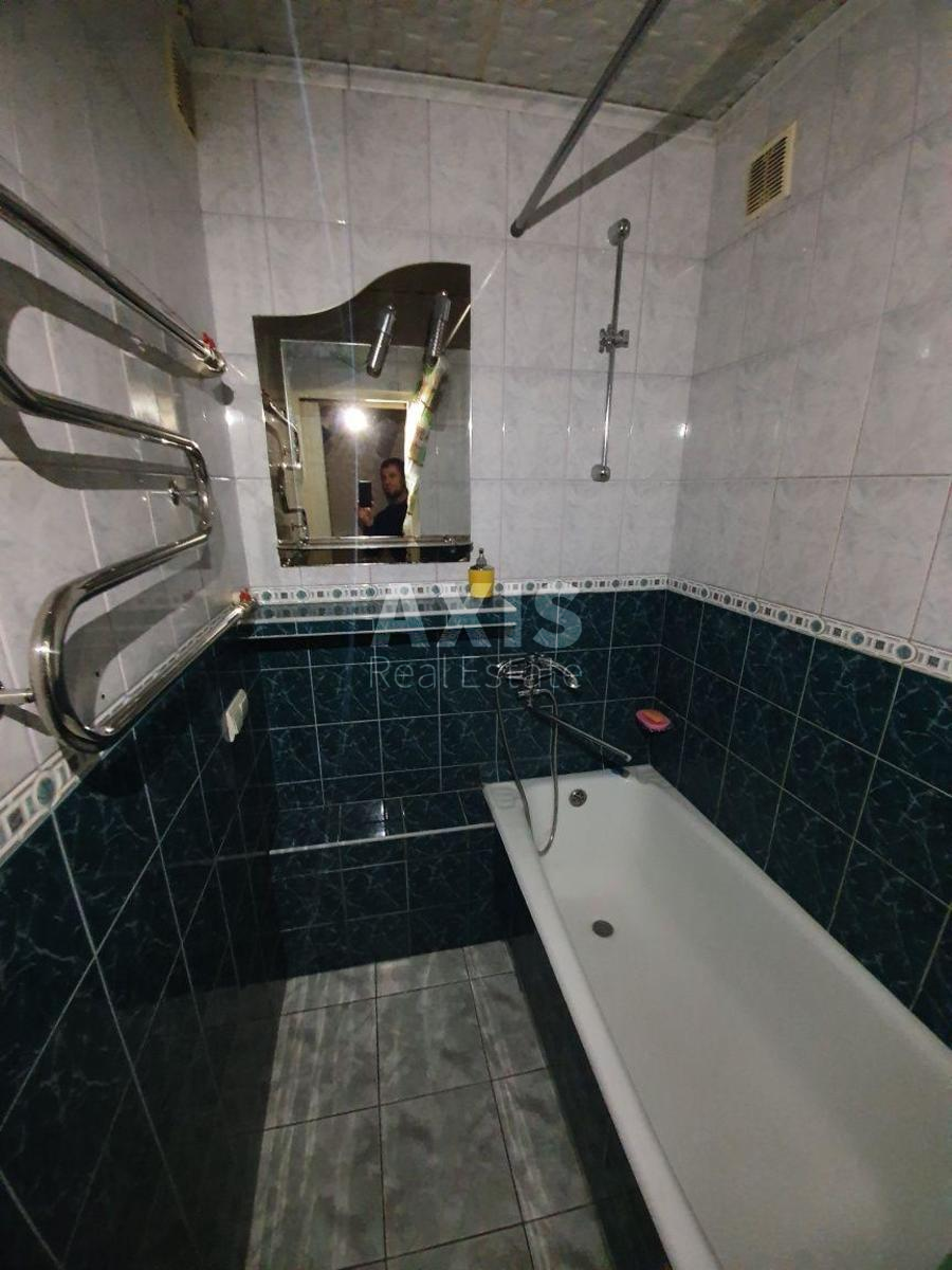 2k apartment vul. Zodchyh 301