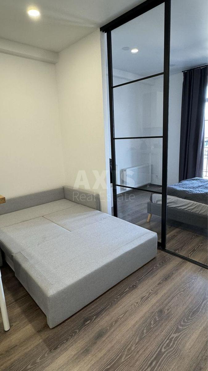 2k apartment vul. Myhajla Maksymovycha 240
