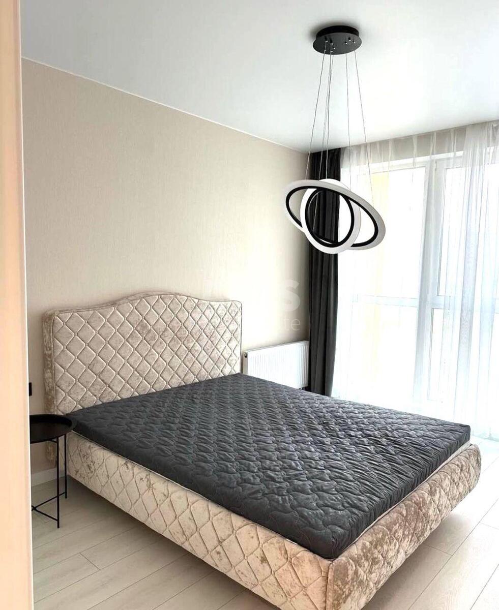 1k apartment vul. Myhajla Maksymovycha 240