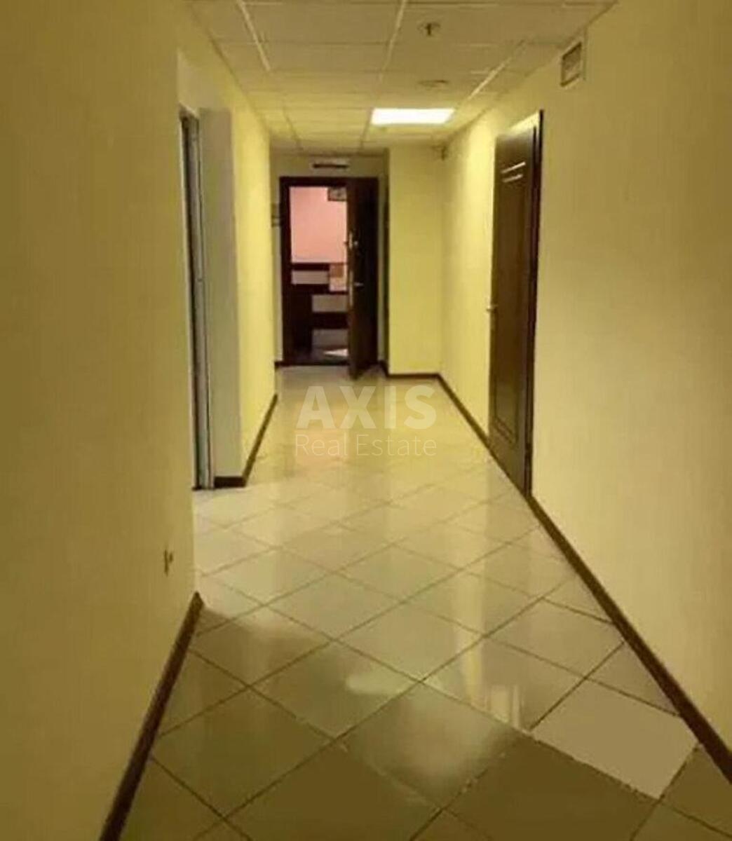 Office vul. Antonovycha 172, 48m24