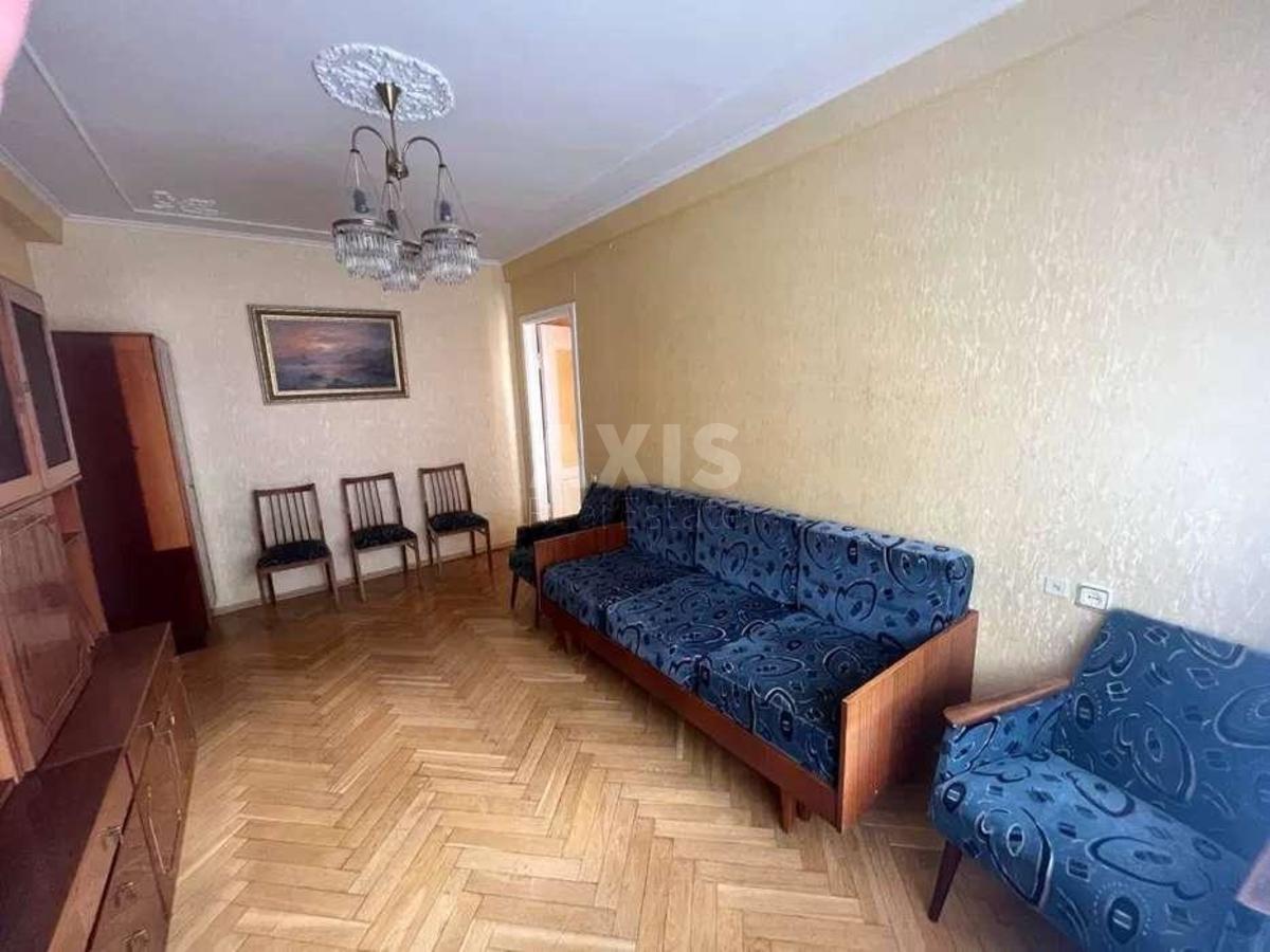 2k apartment vul. Pervomajs'kogo Leonida 11