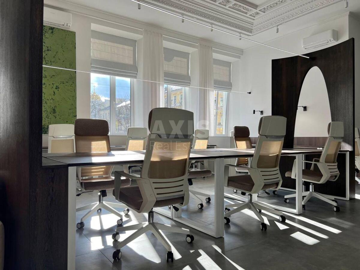 Office vul. Hmel'nyc'kogo Bogdana 32, 160m2612338