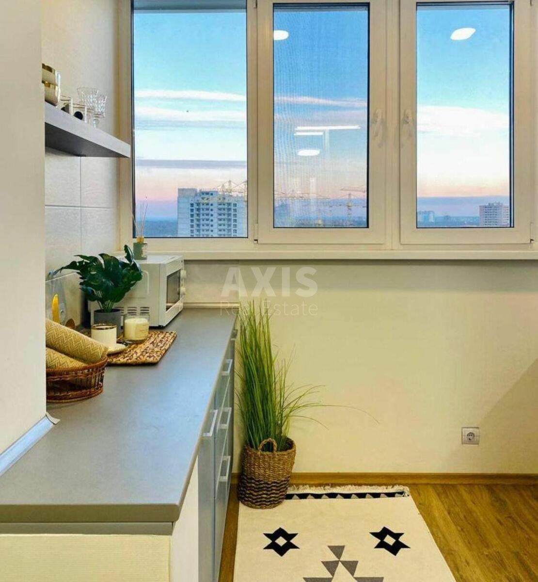1k apartment vul. Yulia Zdanovska 81Б1