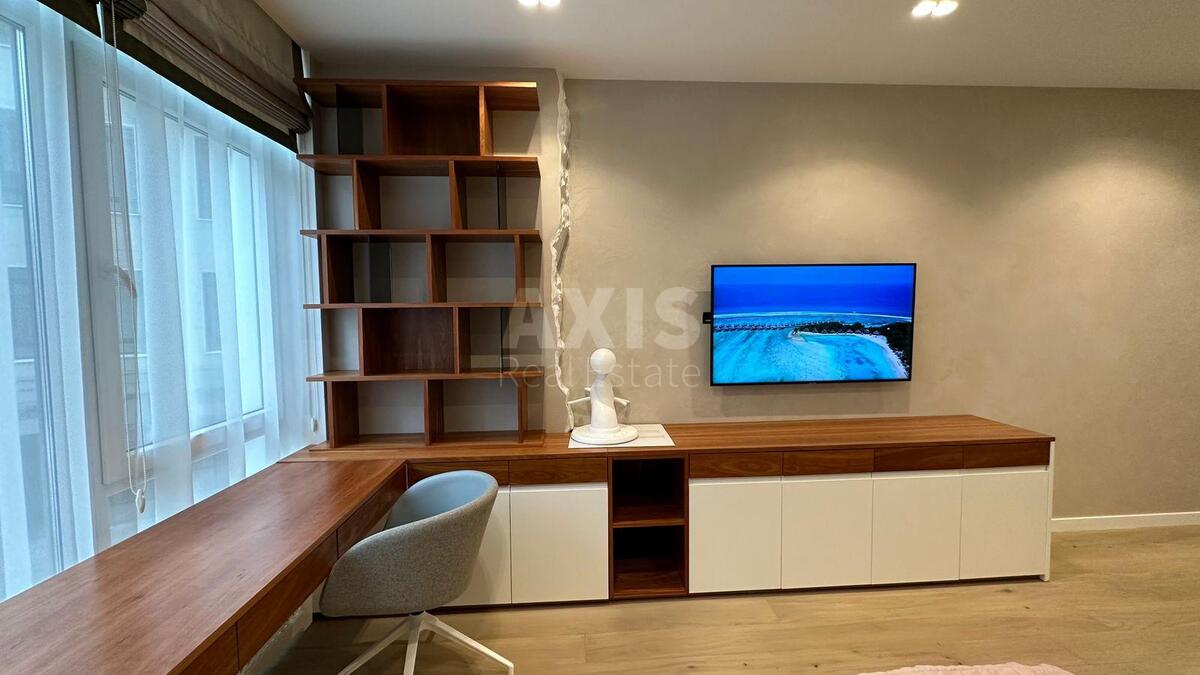 4k apartment vul. Saperne Pole 37