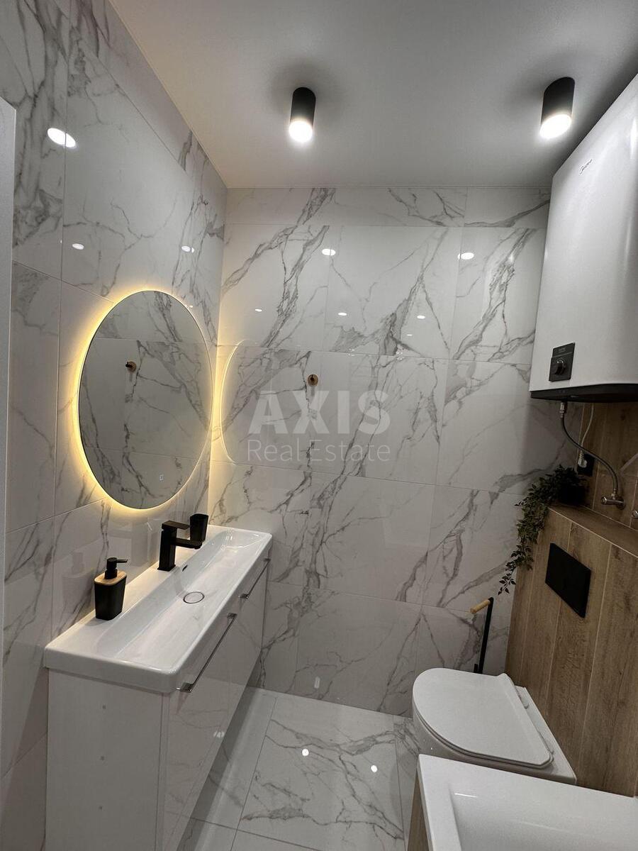 1k apartment vul. Rodyny Kristeriv 165
