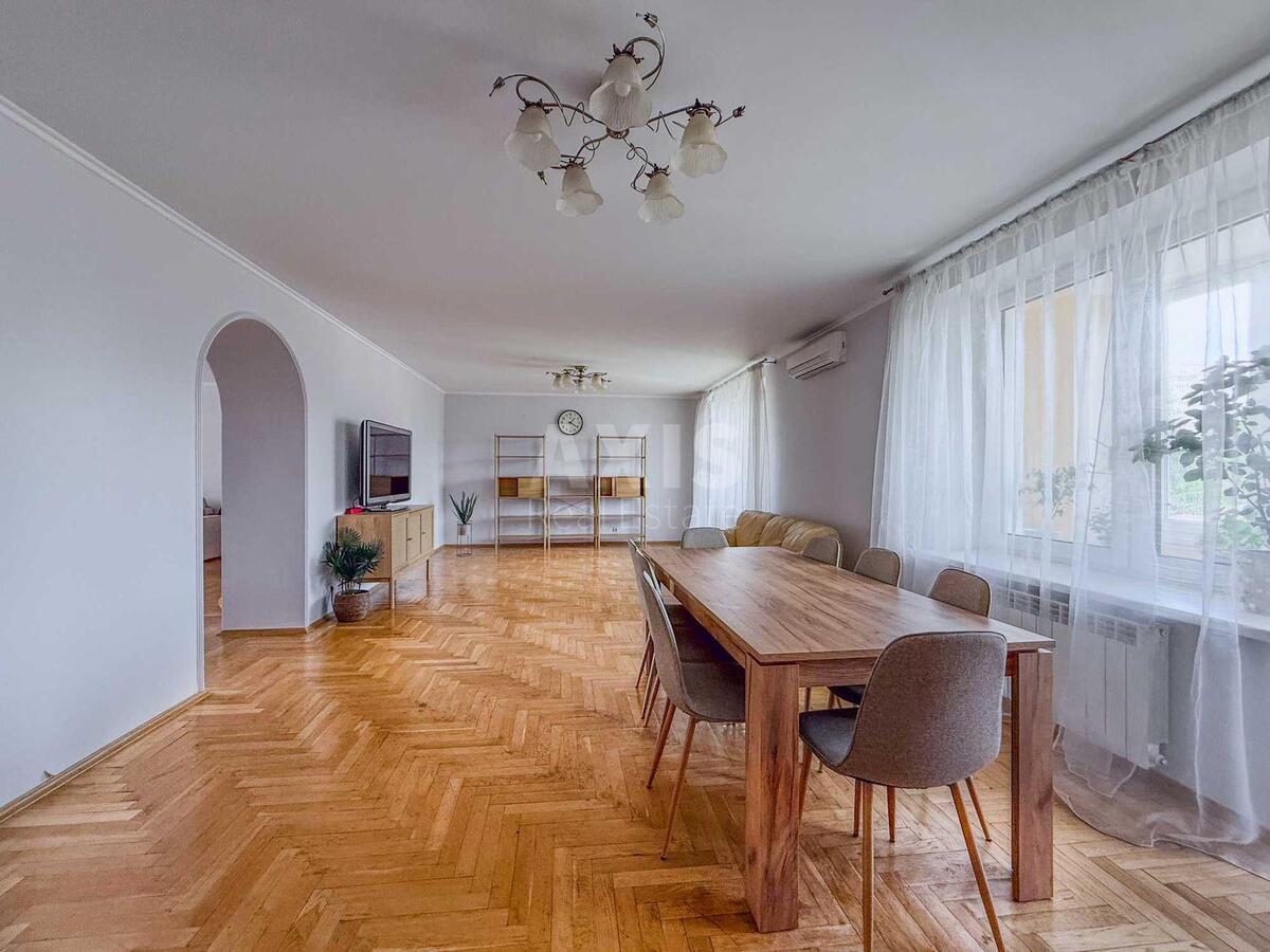 5k apartment vul. Turivs'ka 52/58572681