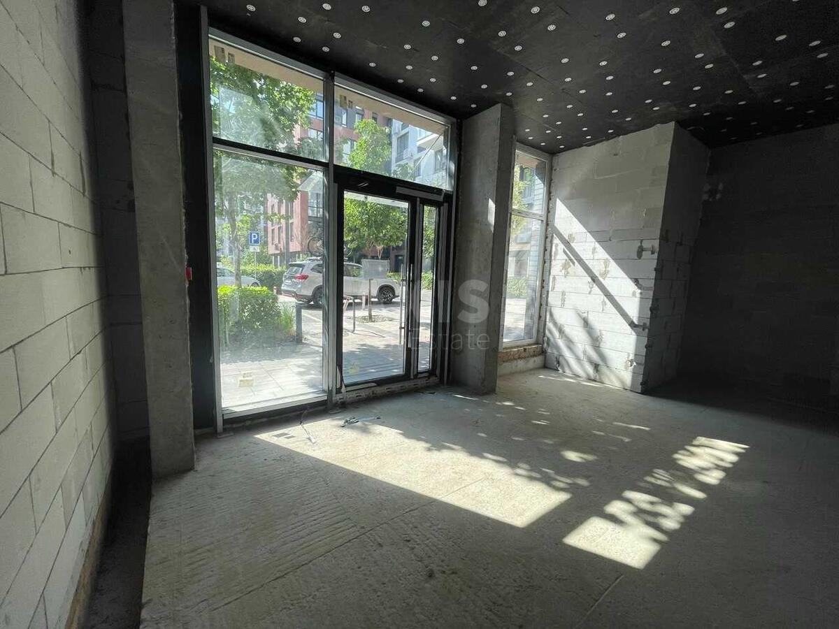 Объект сервиса ул. Салютная 2, 31м2620621