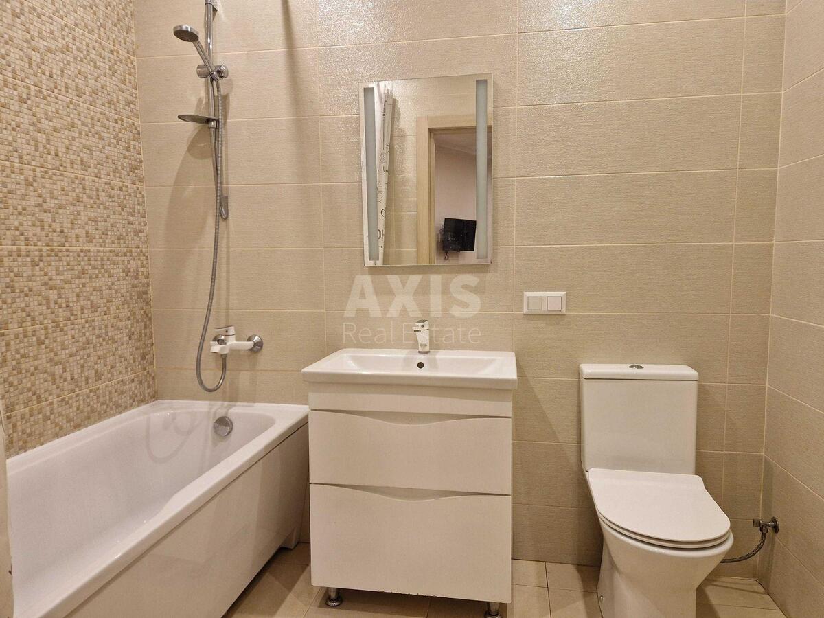 2k apartment vul. Svitla 3Д7