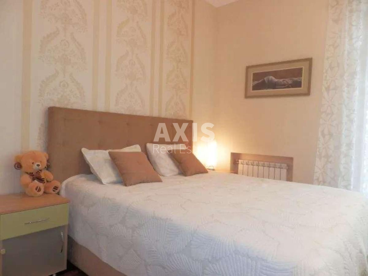 2k apartment vul. Antonovycha 252