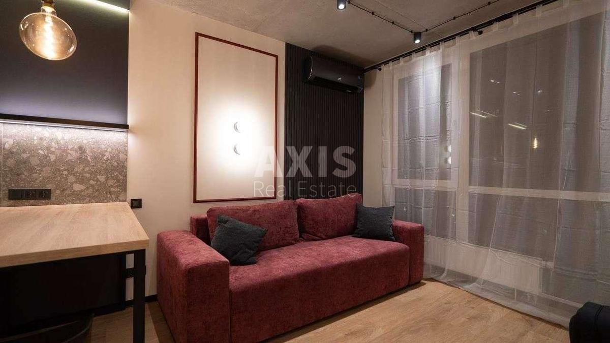 1k apartment vul. Prychal'na 120