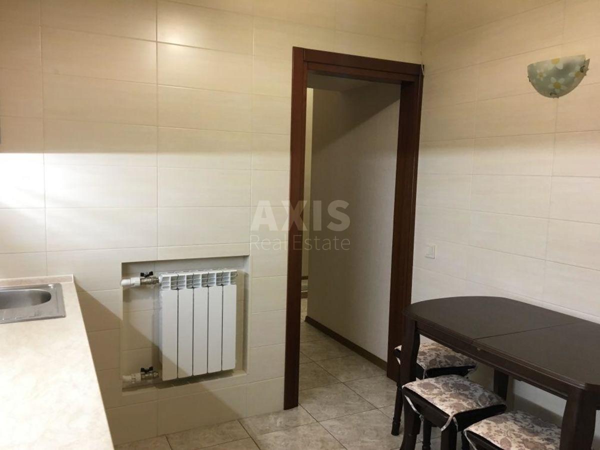 2к квартира спуск Кловский 46